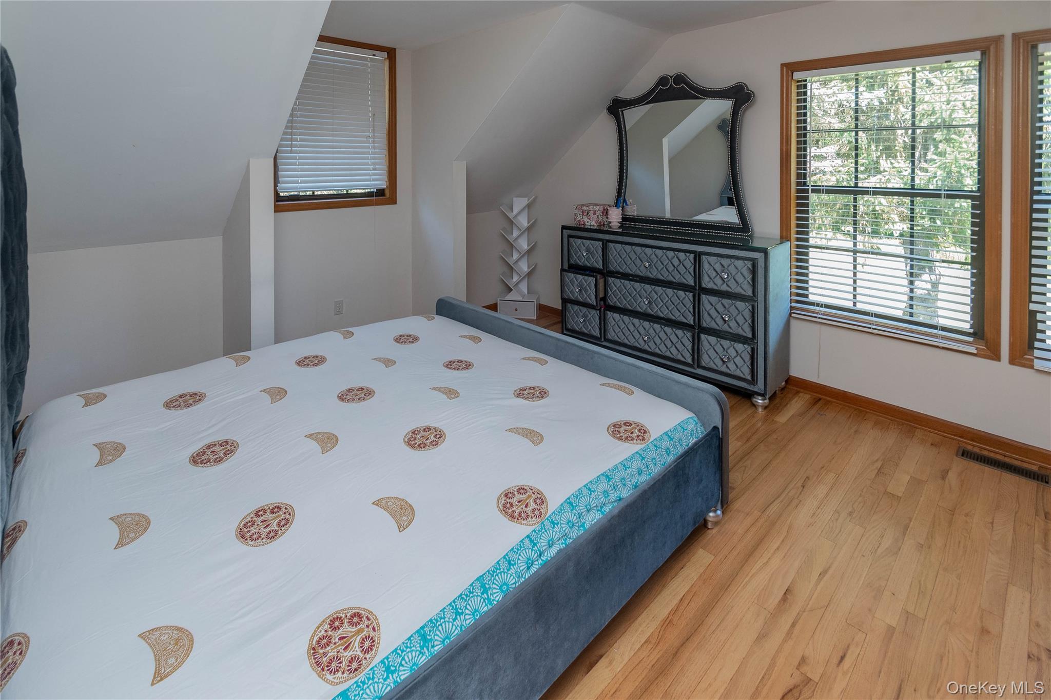 1 Far Horizons Drive – For Sale photo 40