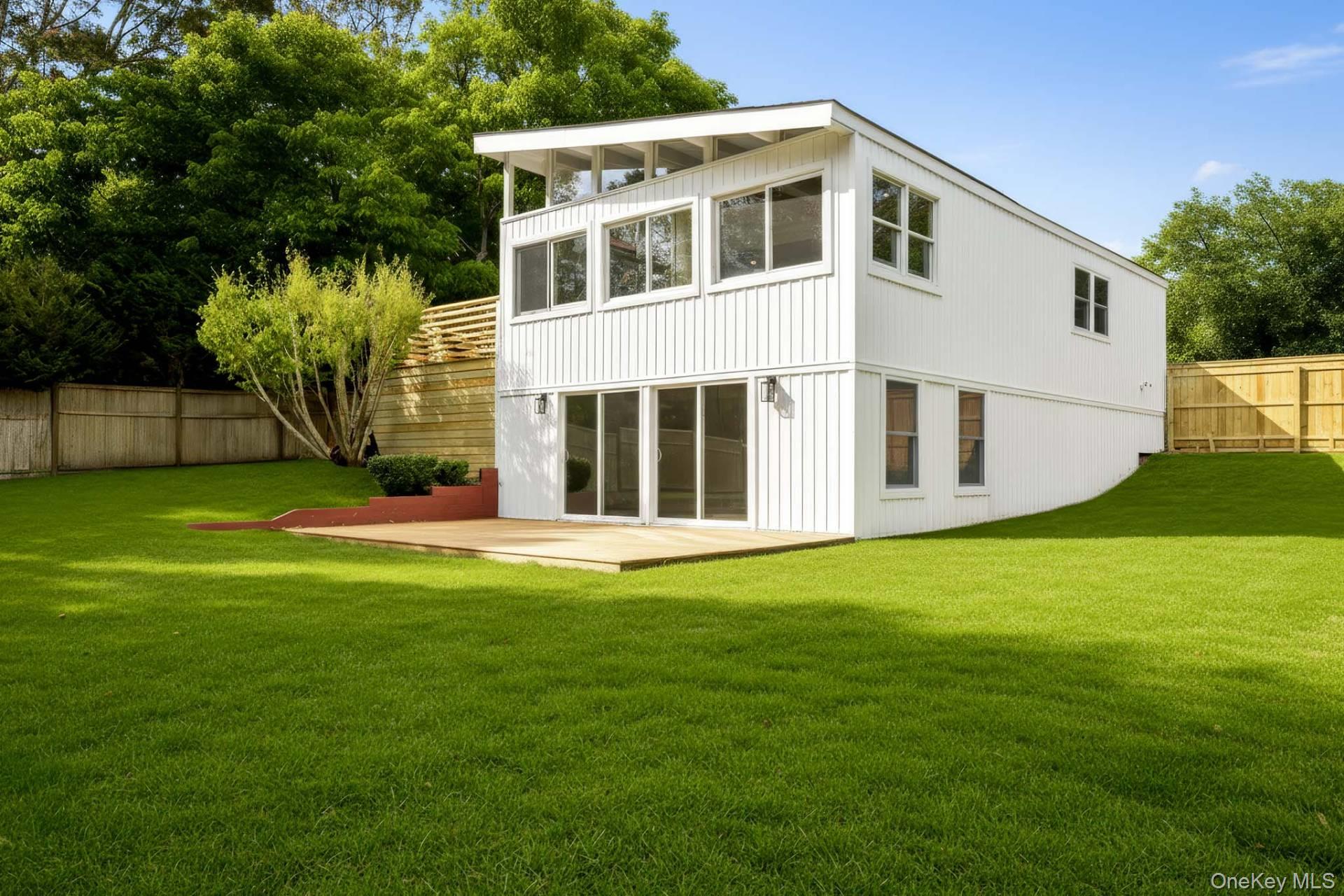 28 Bay Avenue W – For Rent