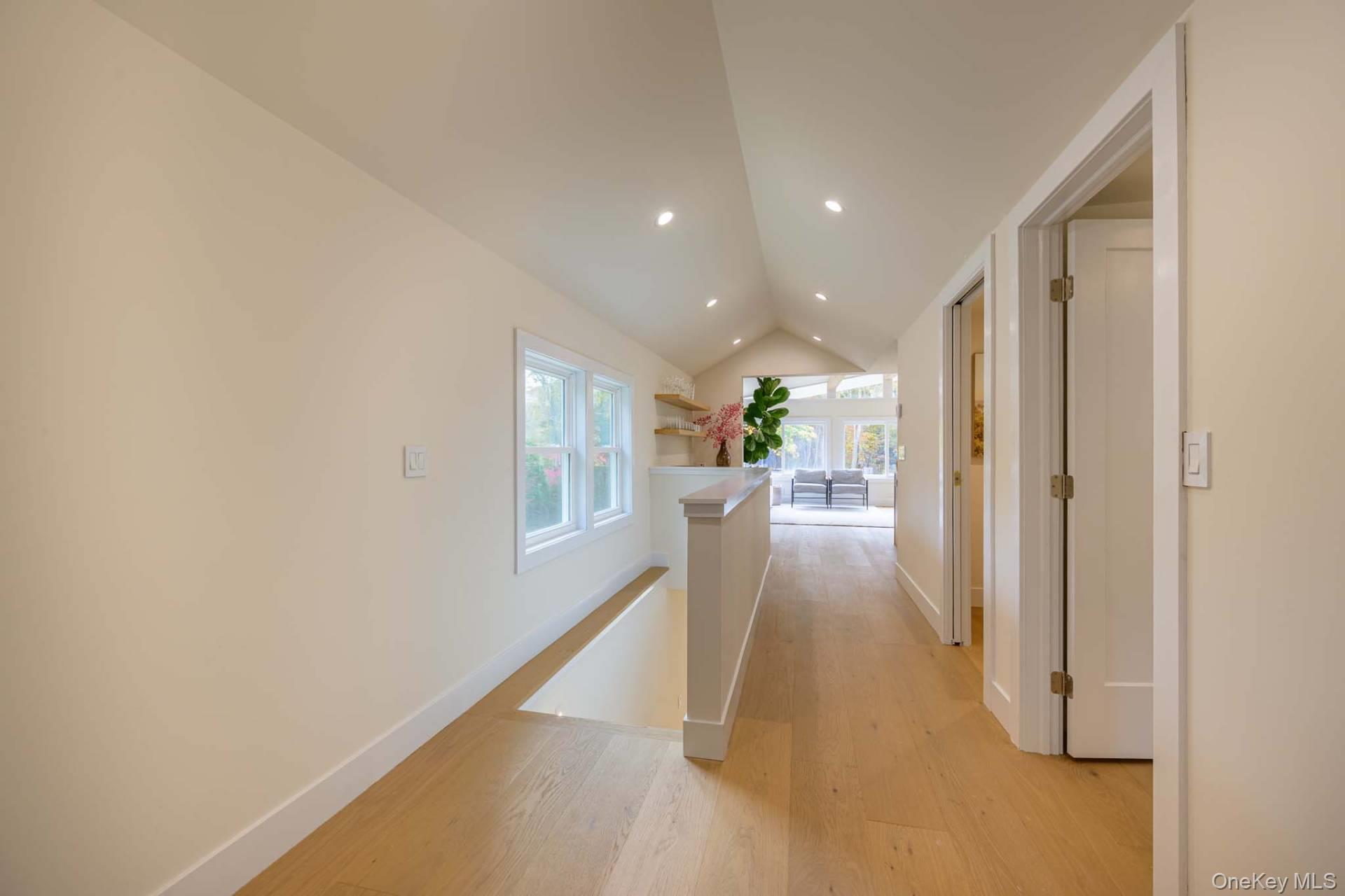 28 Bay Avenue W – For Rent photo 4