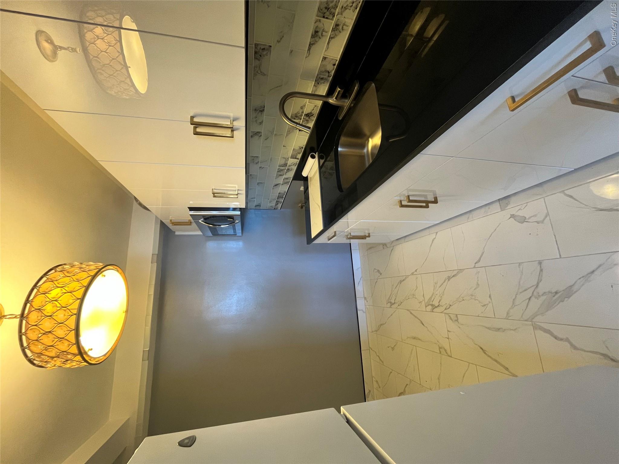2 Fordham Hill Oval, Unit 12E photo 2