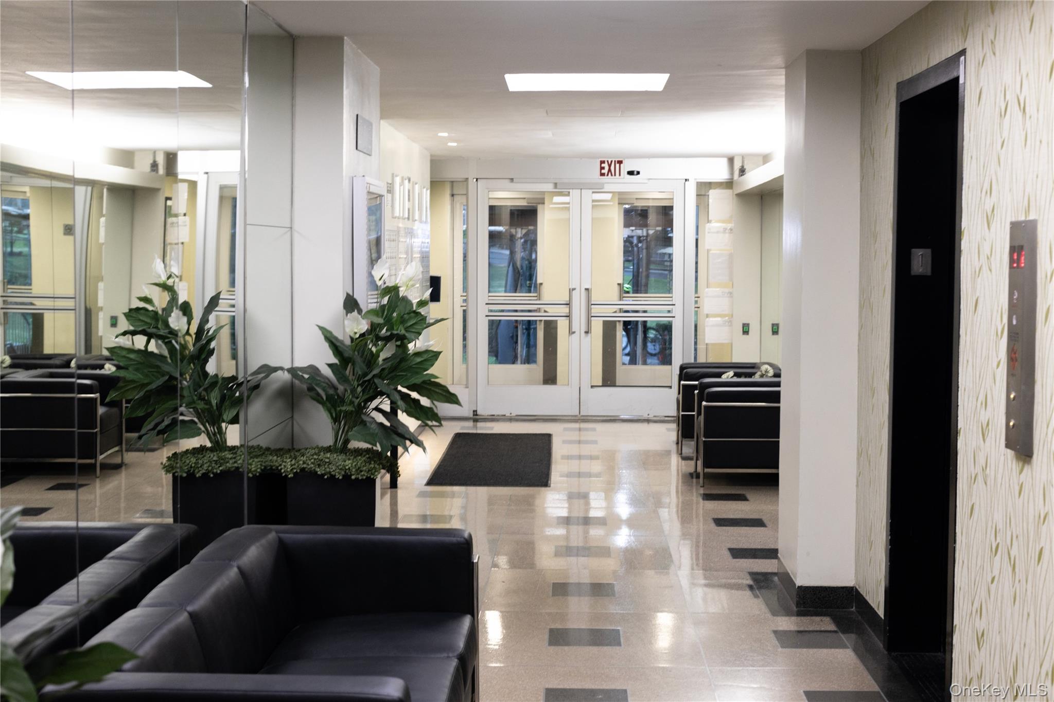 2 Fordham Hill Oval, Unit 12E photo 5
