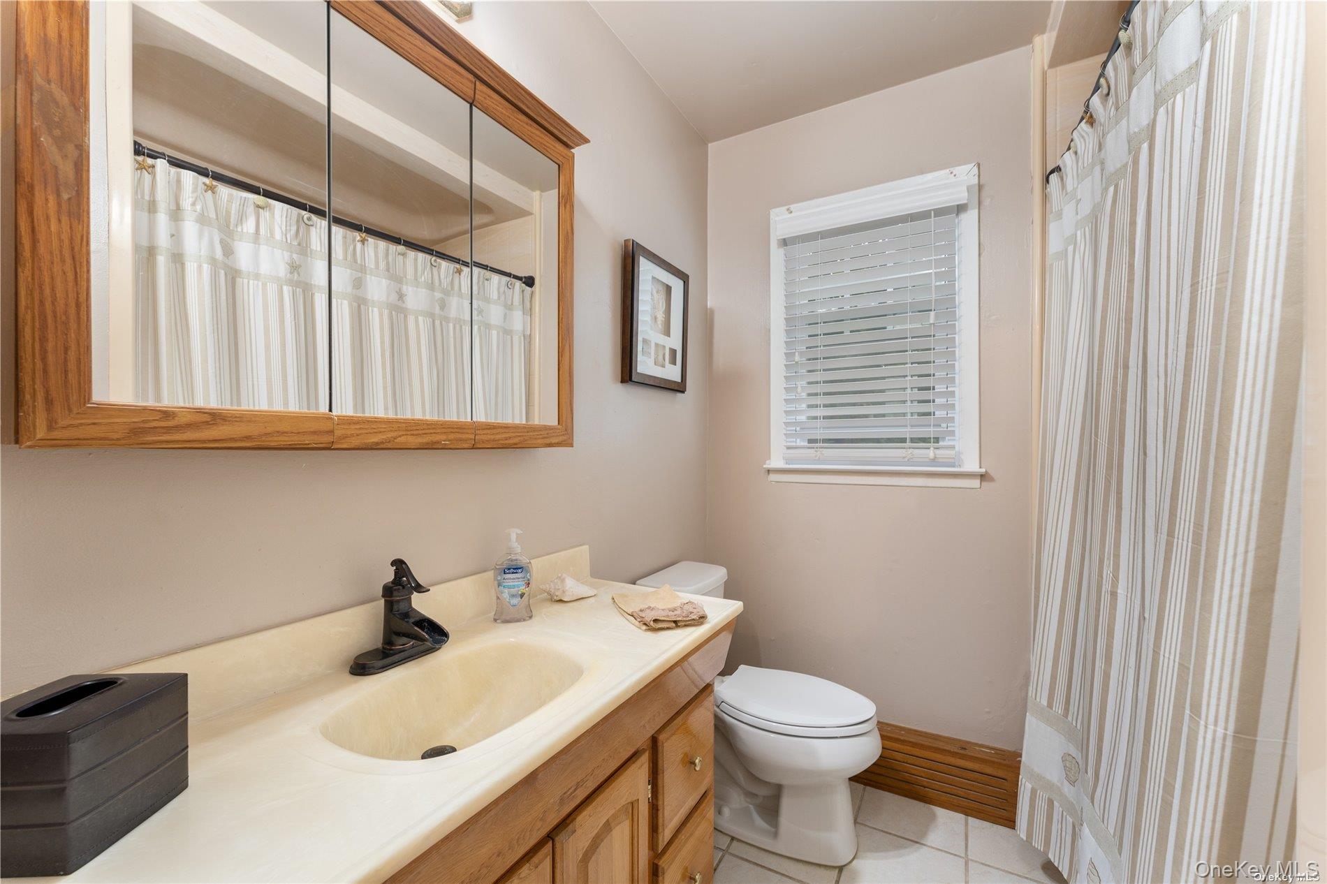 8 Wakeman Court – For Rent photo 12