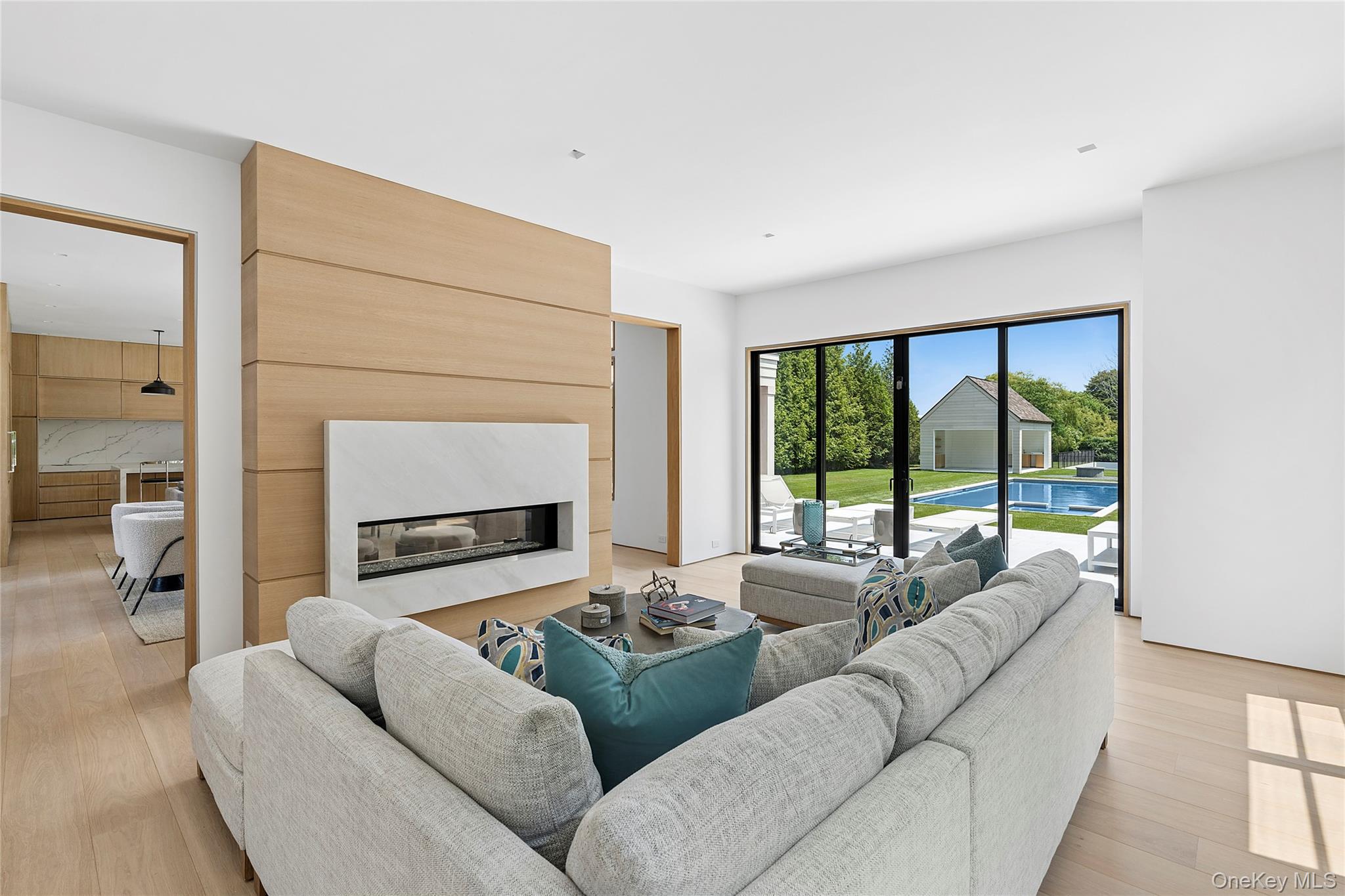 50 Tuckahoe Lane – For Sale photo 13