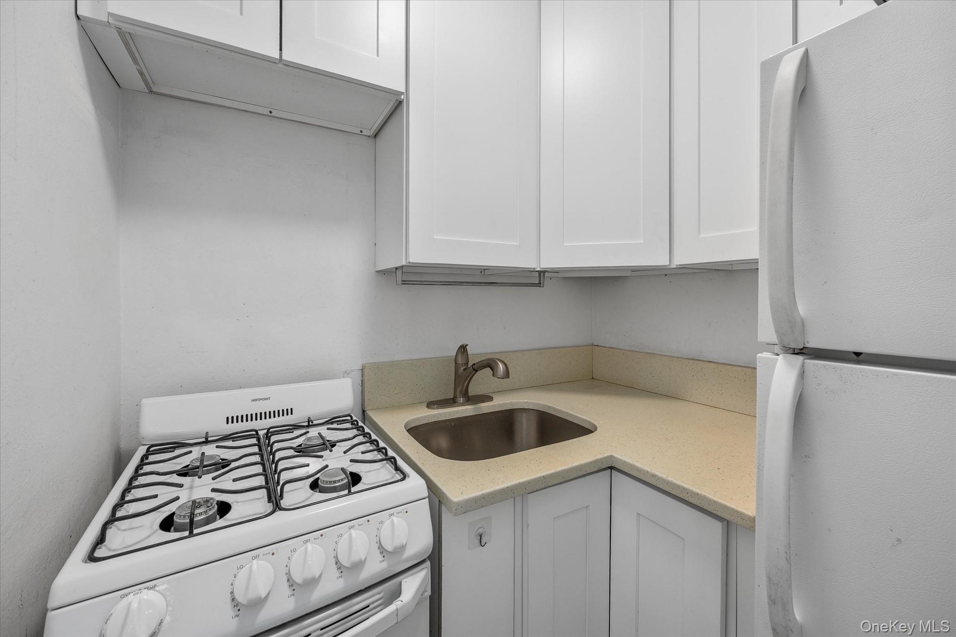39-76 57th Street, Unit 6E photo 9