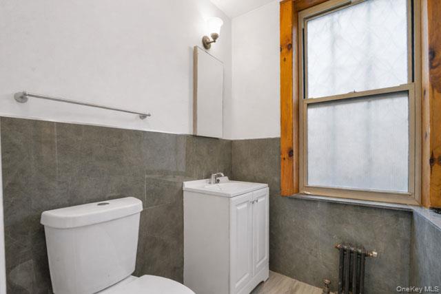 584 Sterling Place – For Sale photo 4