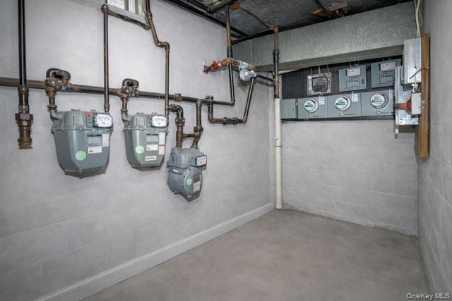 584 Sterling Place – For Sale photo 7