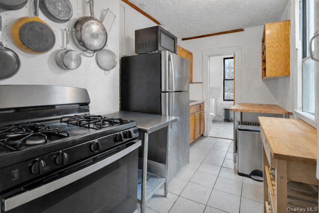 584 Sterling Place – For Sale photo 12
