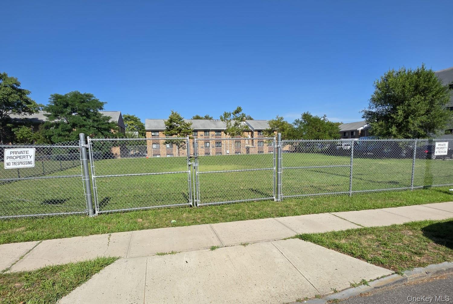 345-351 S 9th Avenue – For Sale