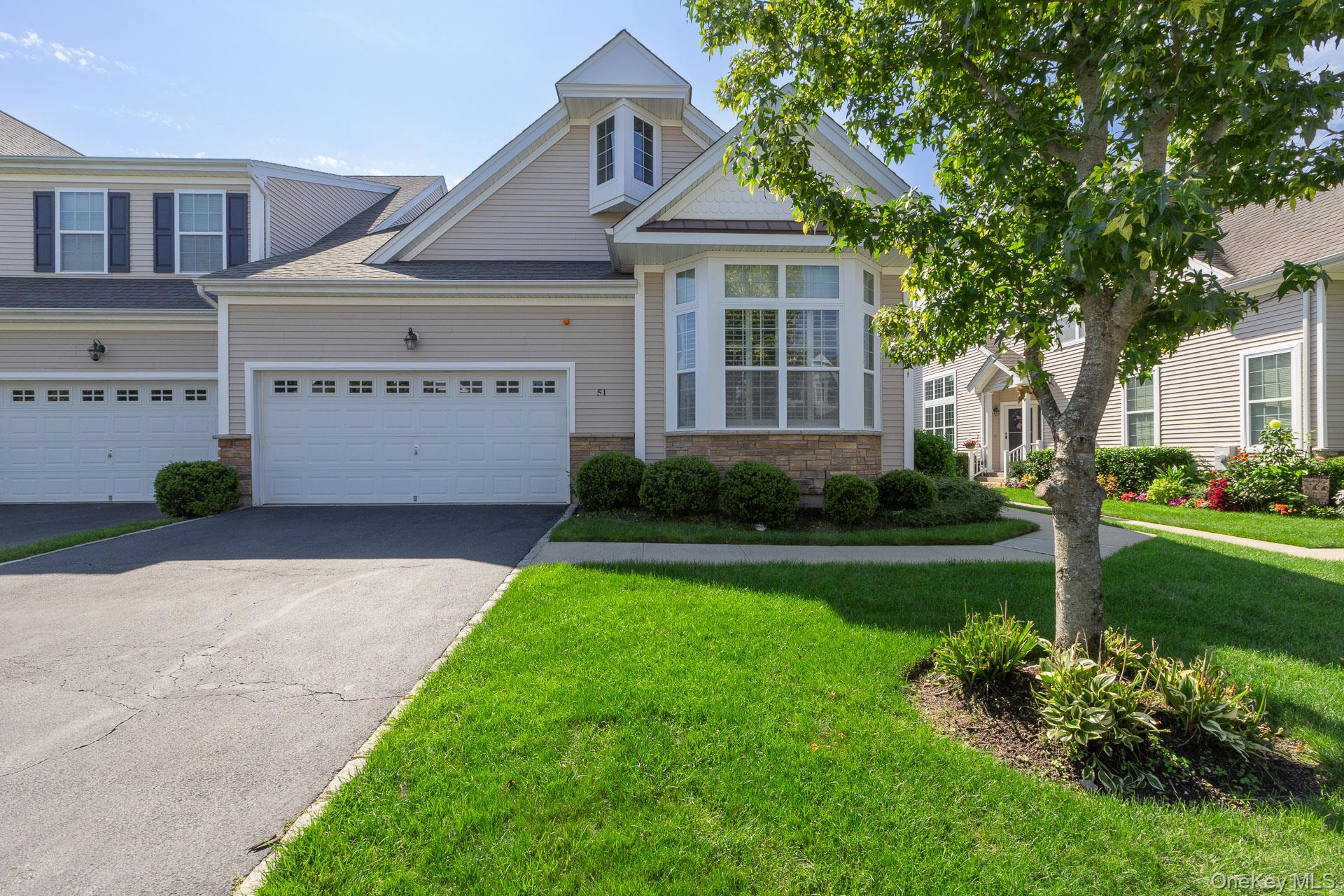 51 Toni Court – For Sale photo 2