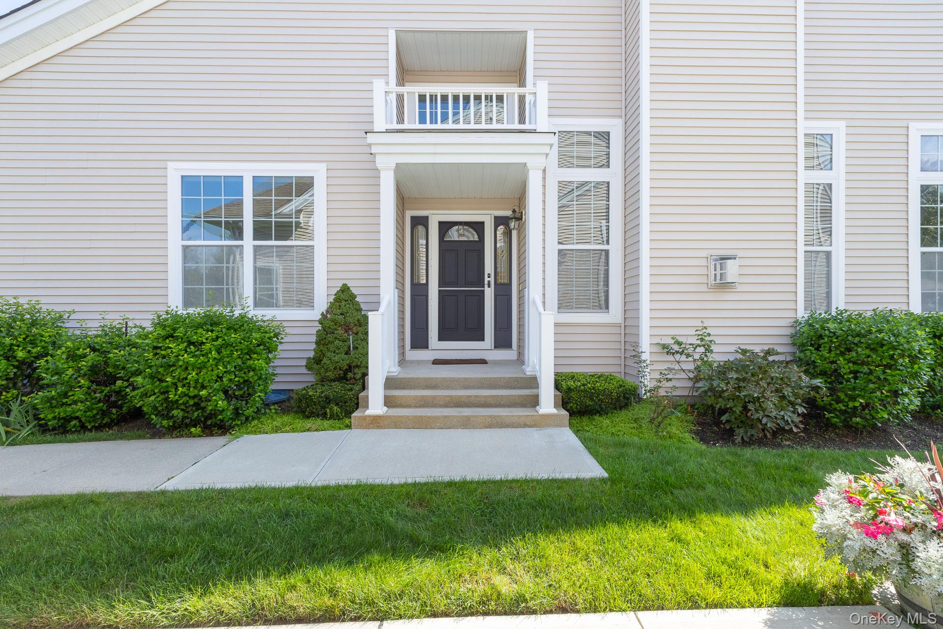 51 Toni Court – For Sale photo 3