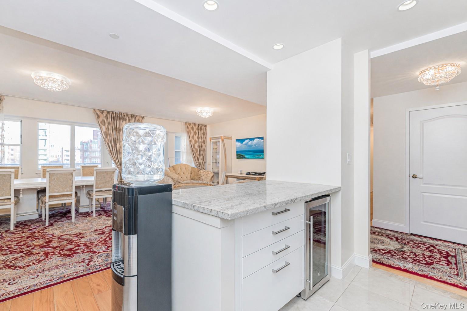 50 Oceana Drive W, Unit 3D photo 9