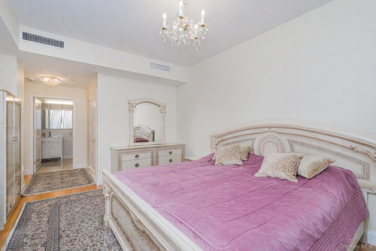 50 Oceana Drive W, Unit 3D photo 14