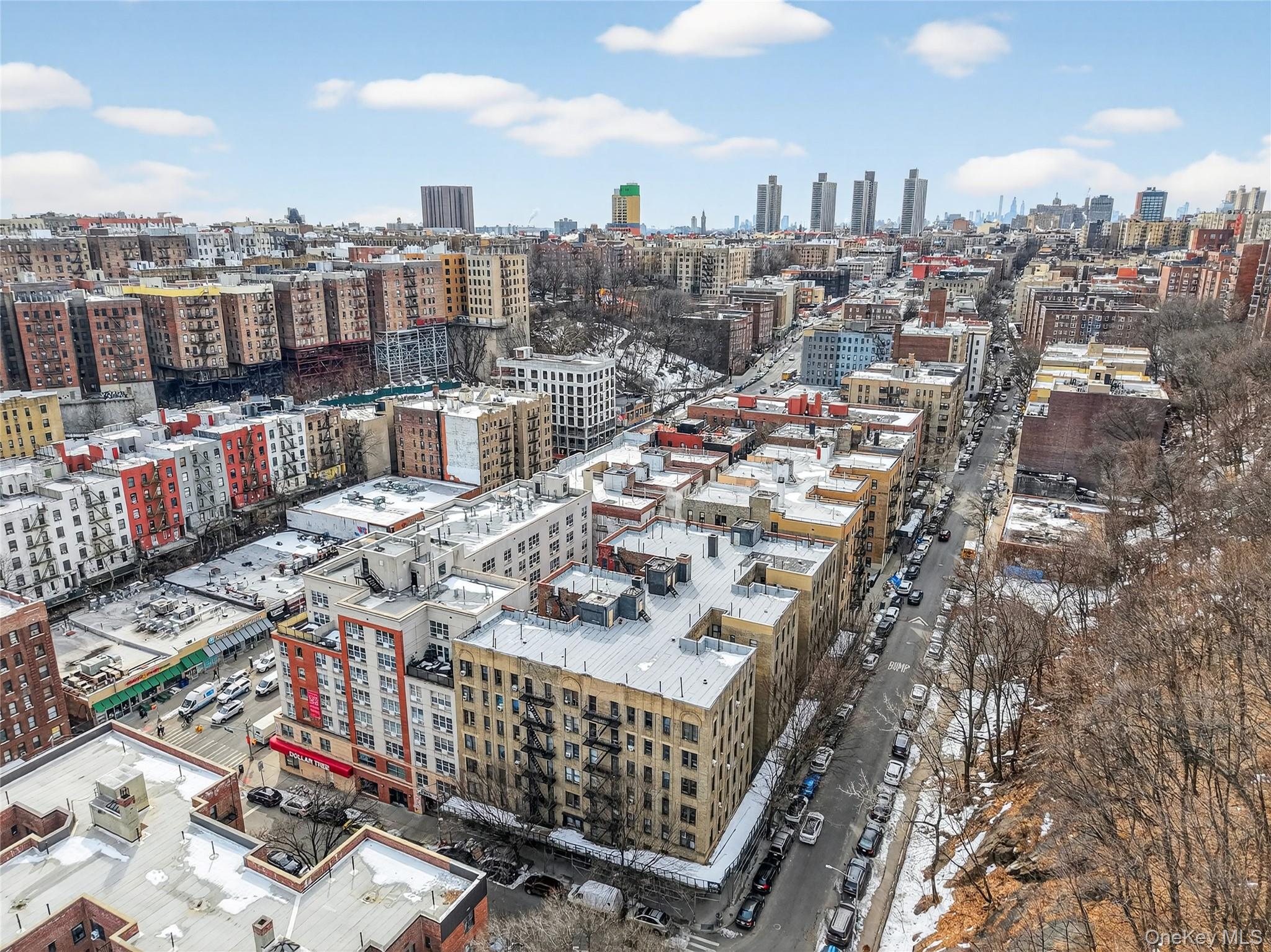 225 Bennett Avenue, Unit 4C photo 12
