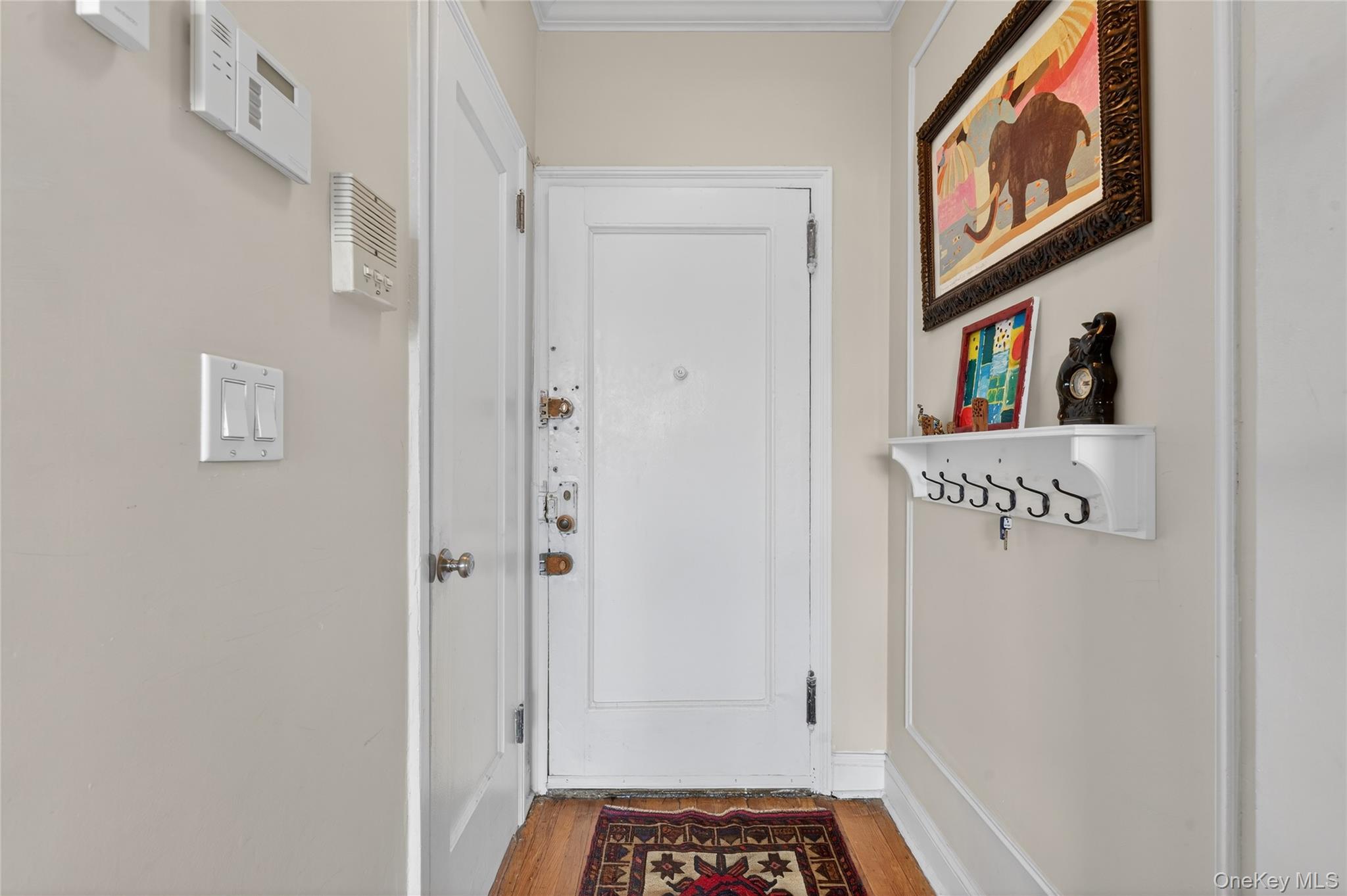 225 Bennett Avenue, Unit 4C photo 4