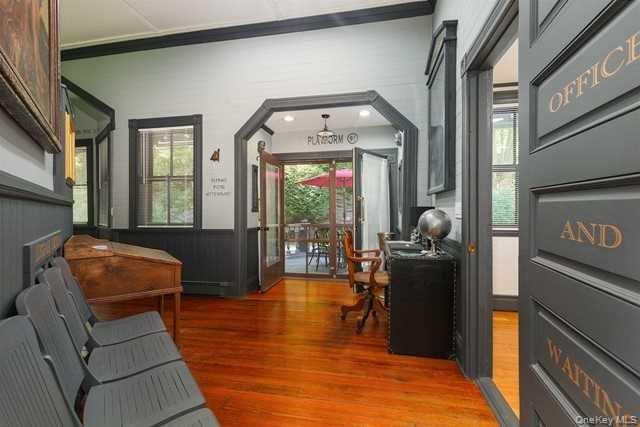 5-15 OLD DEPOT WAY – For Sale photo 8