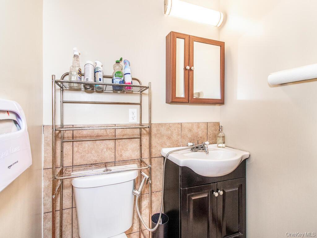 205-02 Jamaica Avenue – For Sale photo 6