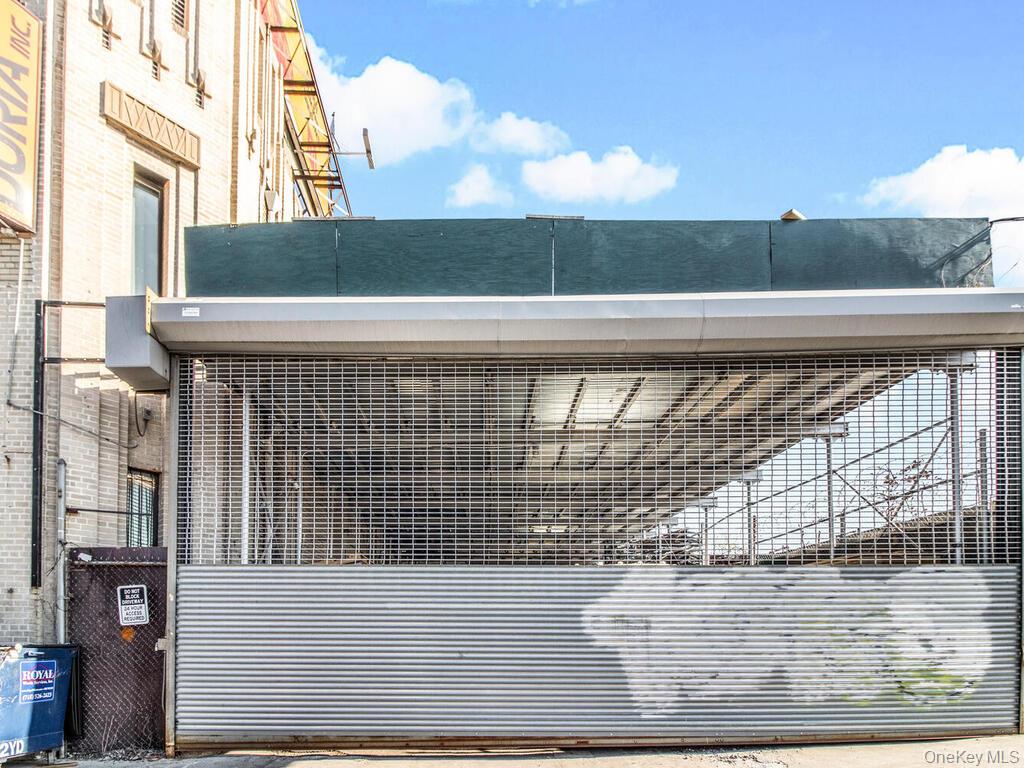 205-02 Jamaica Avenue – For Sale photo 2