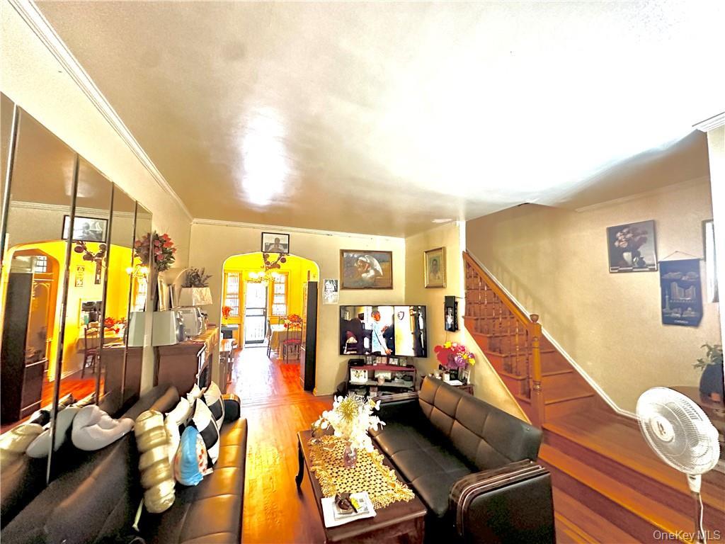 677 E 38th Street – For Sale photo 2
