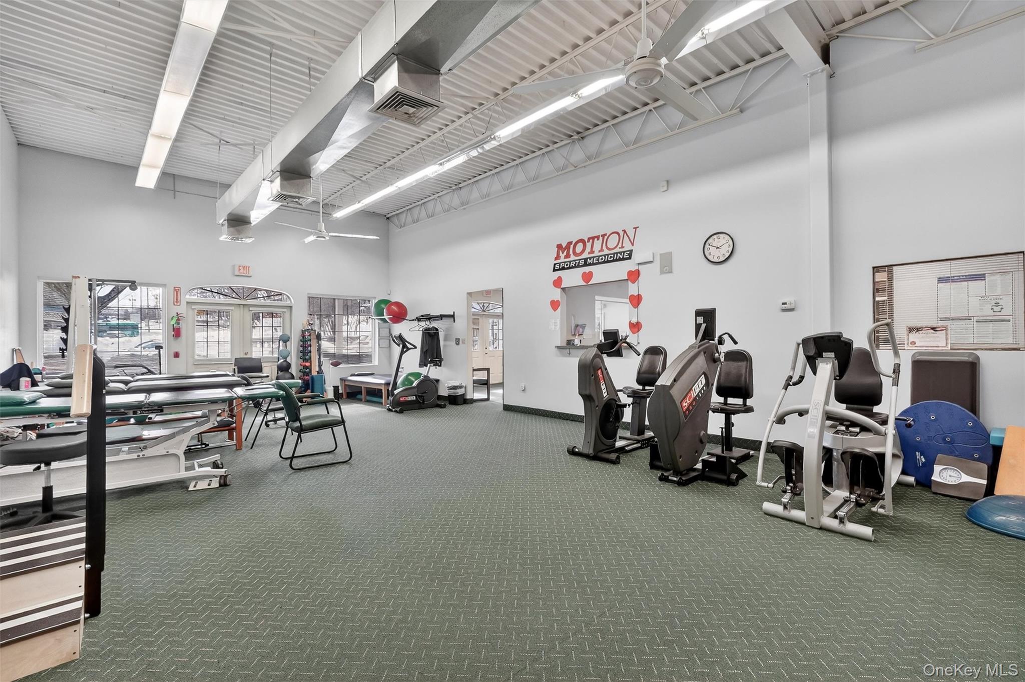 24-26 Liberty Square Mall – For Sale photo 40