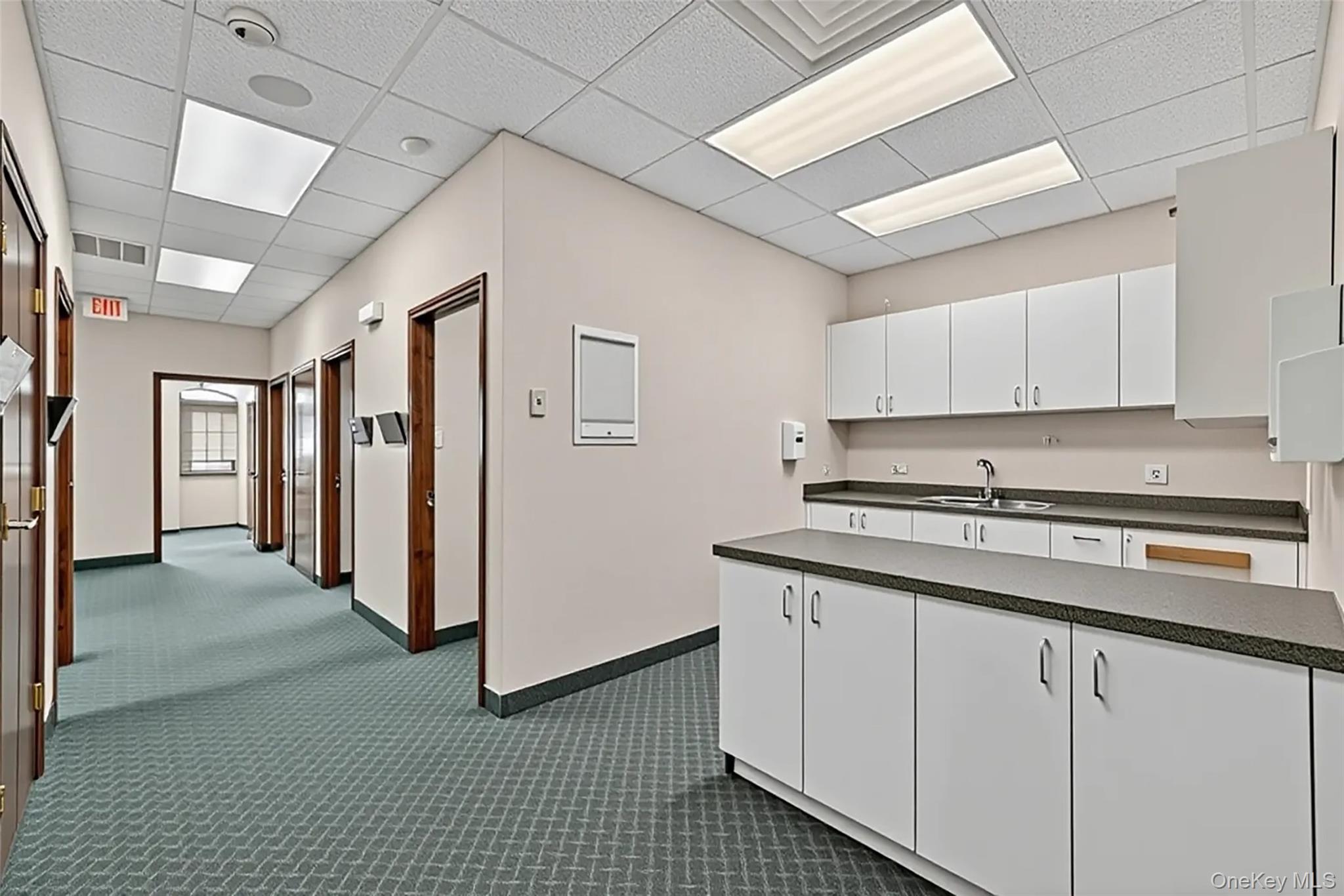 24-26 Liberty Square Mall – For Sale photo 20