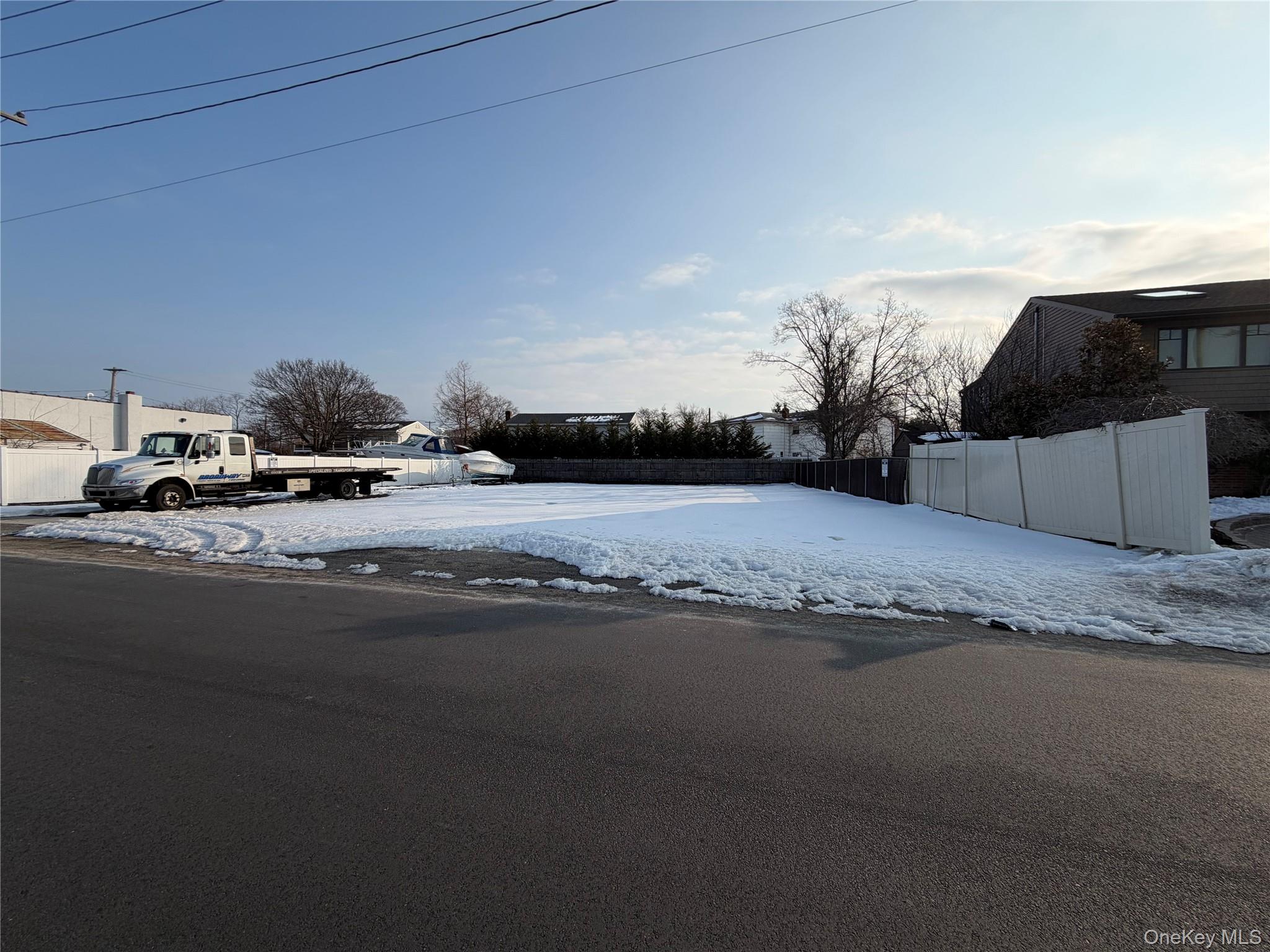 628 Shore Road – For Sale photo 6