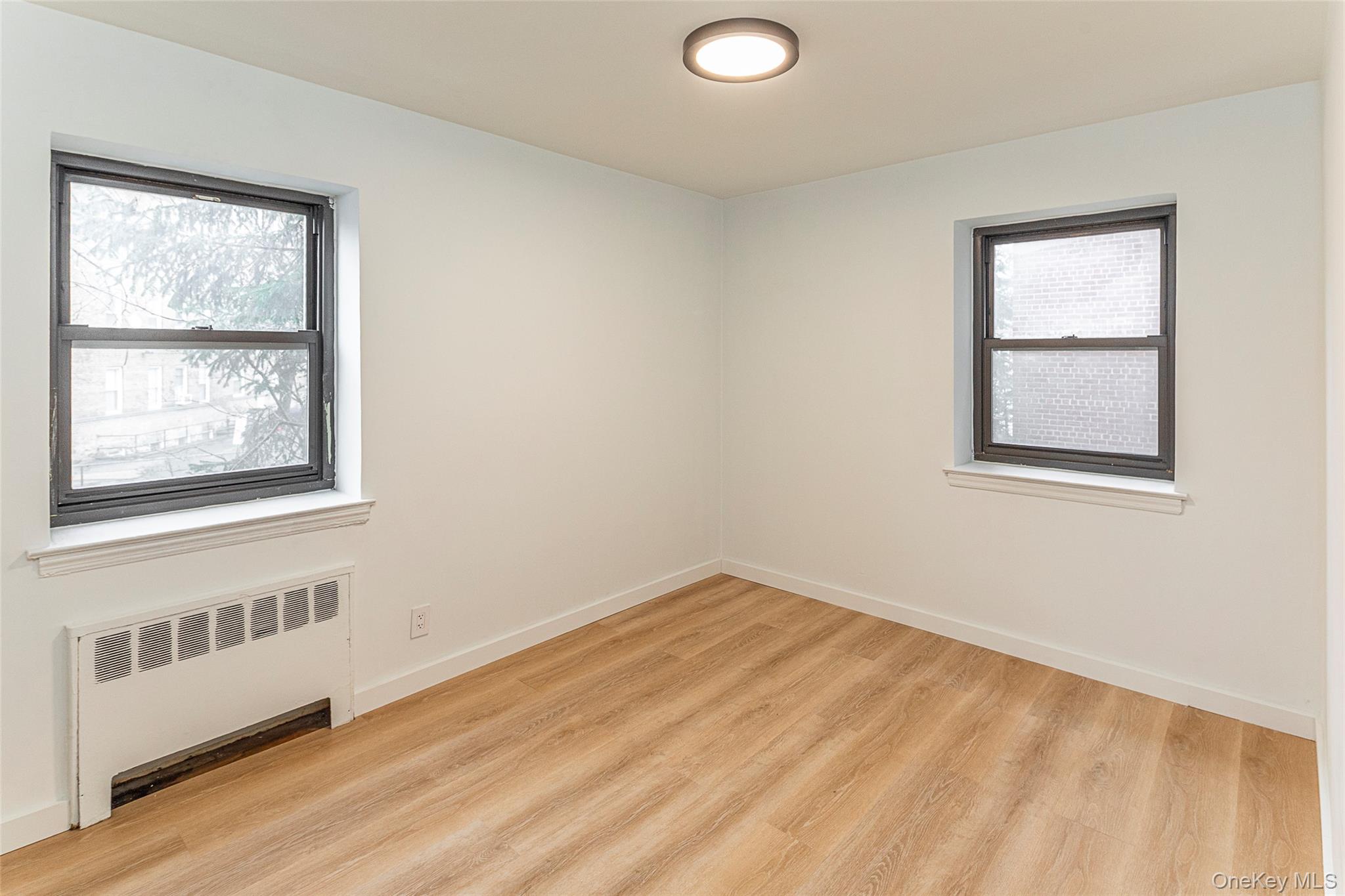 30 Fleetwood Avenue, Unit 2E photo 11
