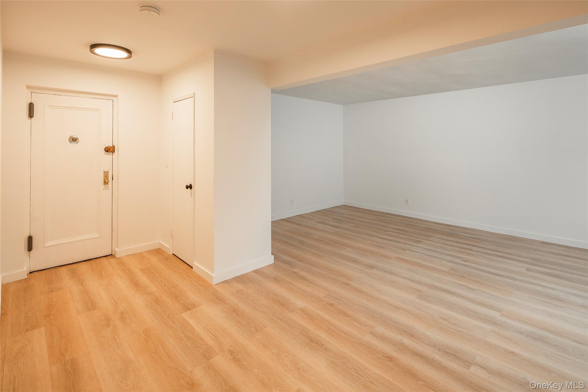 30 Fleetwood Avenue, Unit 2E photo 13