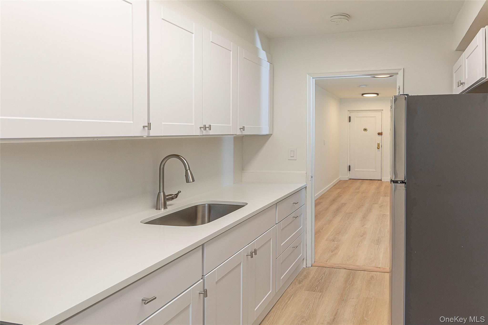 30 Fleetwood Avenue, Unit 2E photo 7