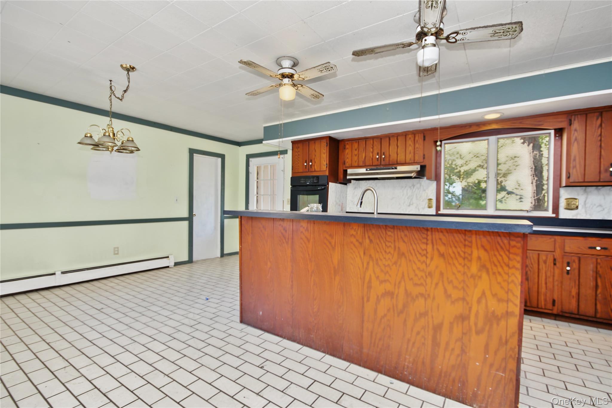 224 Longfellow Drive – For Sale photo 4