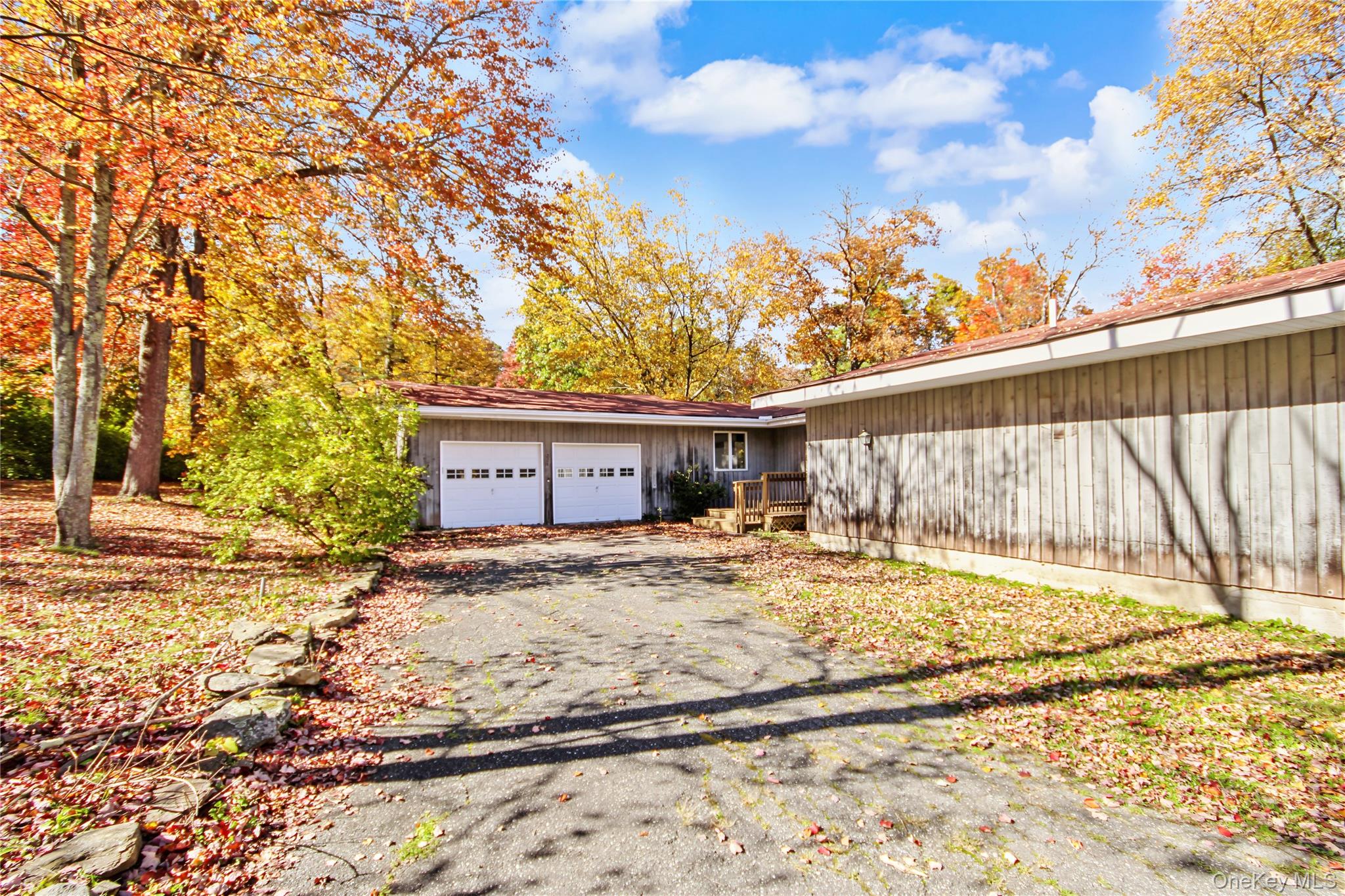 224 Longfellow Drive – For Sale photo 2