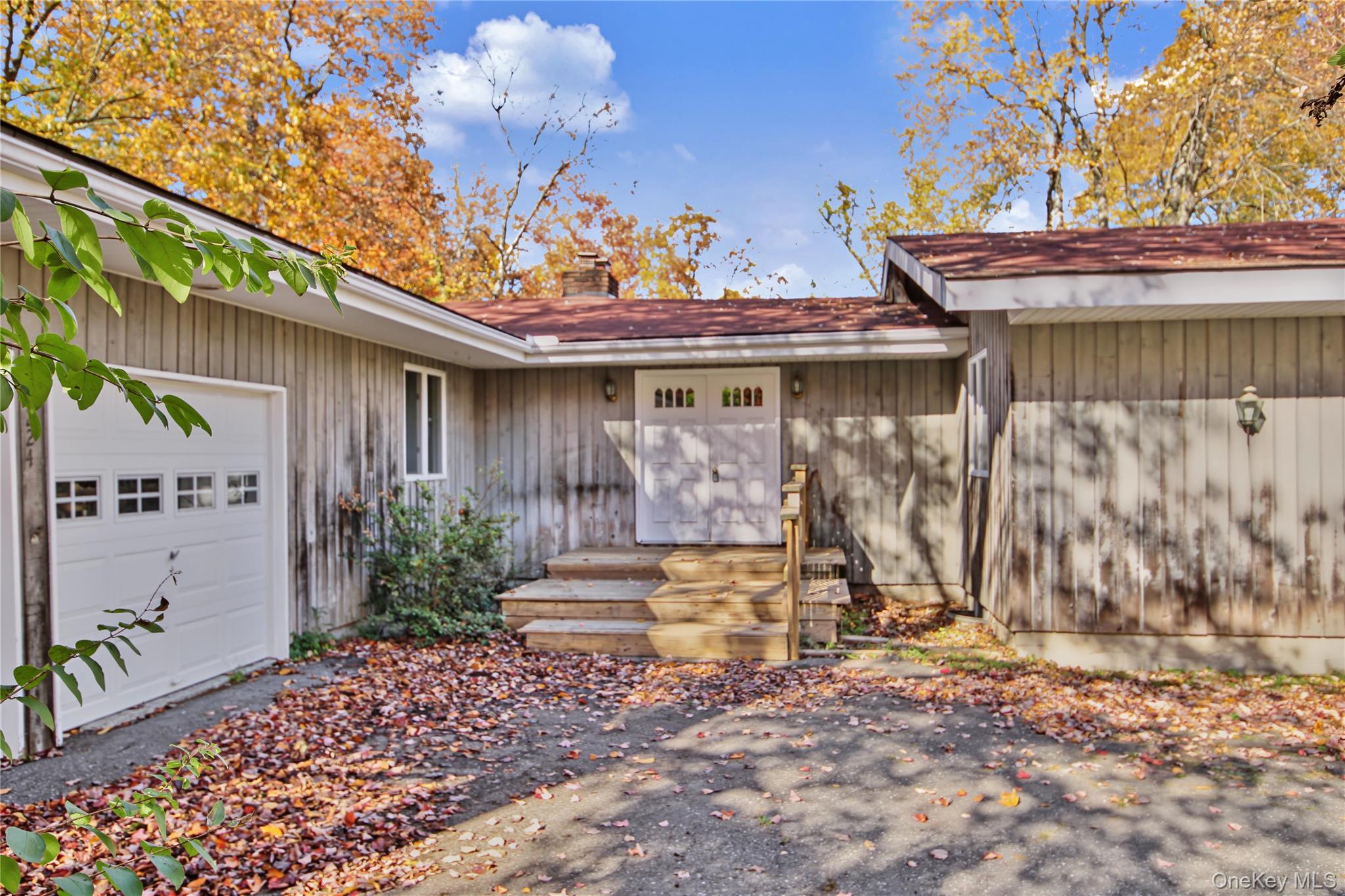 224 Longfellow Drive – For Sale photo 3
