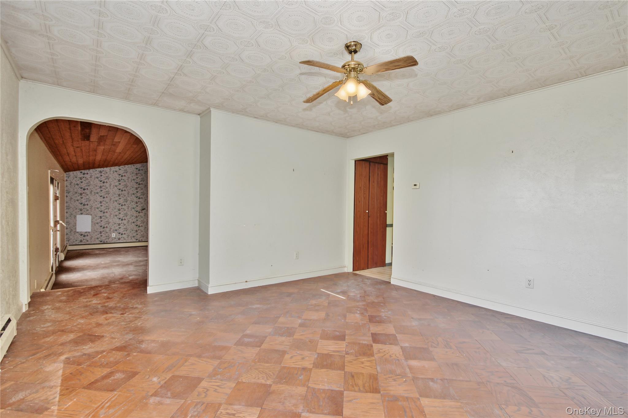 224 Longfellow Drive – For Sale photo 21