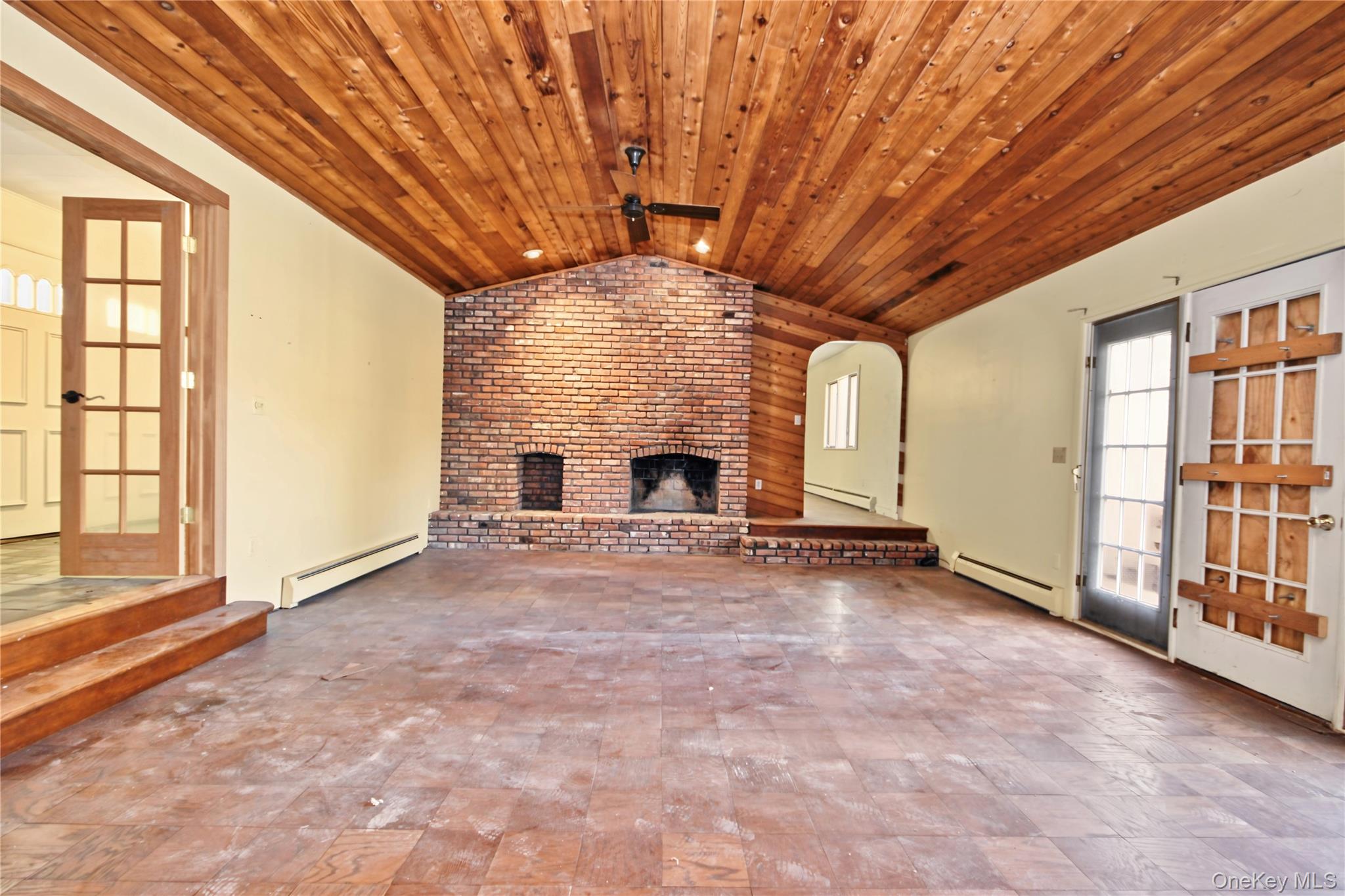 224 Longfellow Drive – For Sale photo 25