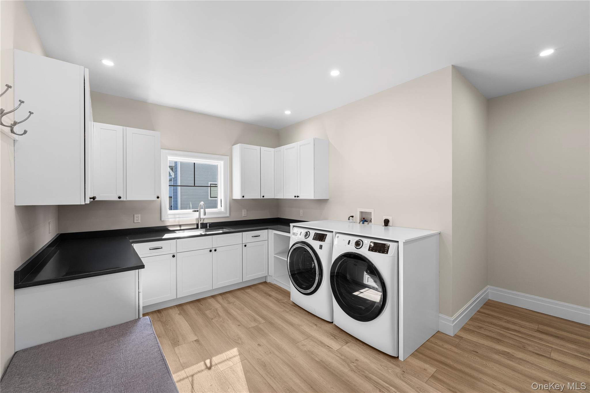 53 S Phillips Avenue – For Sale photo 14