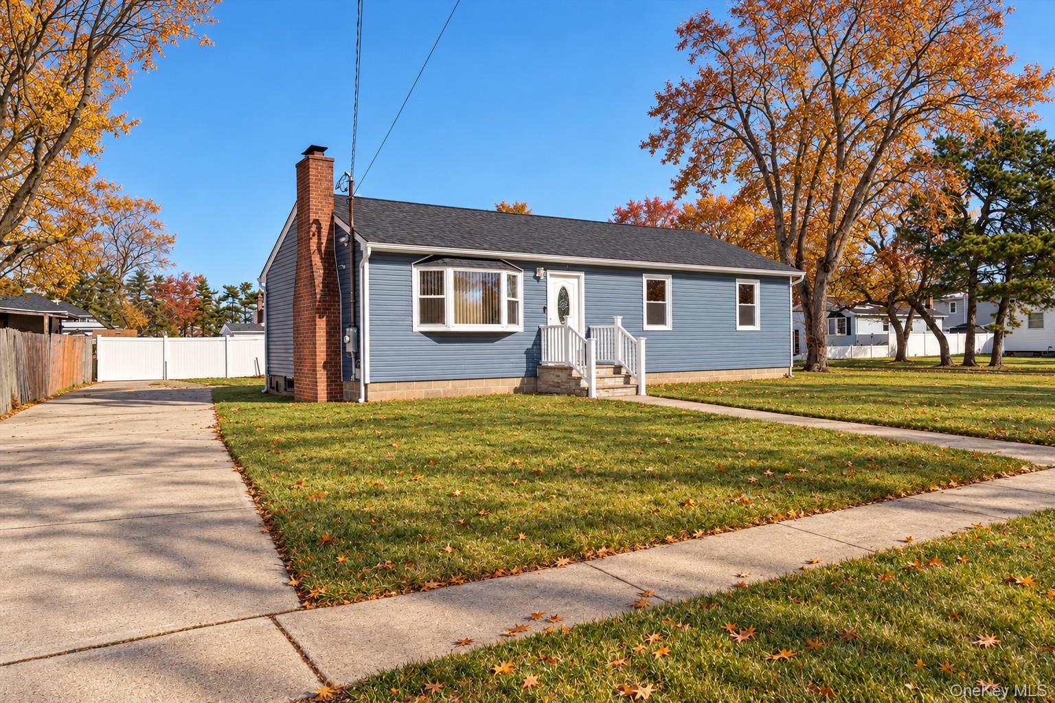 93 Garfield Boulevard – For Sale