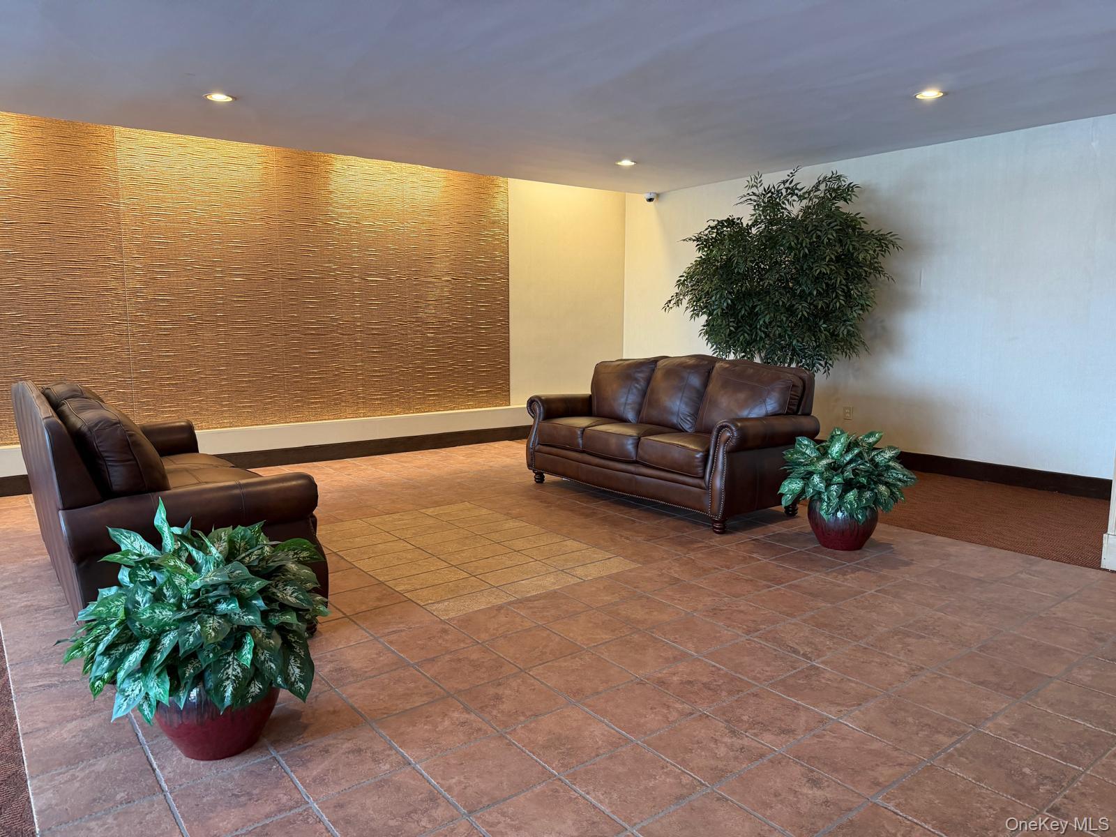 490 Atlantic Avenue, Unit 115 photo 2