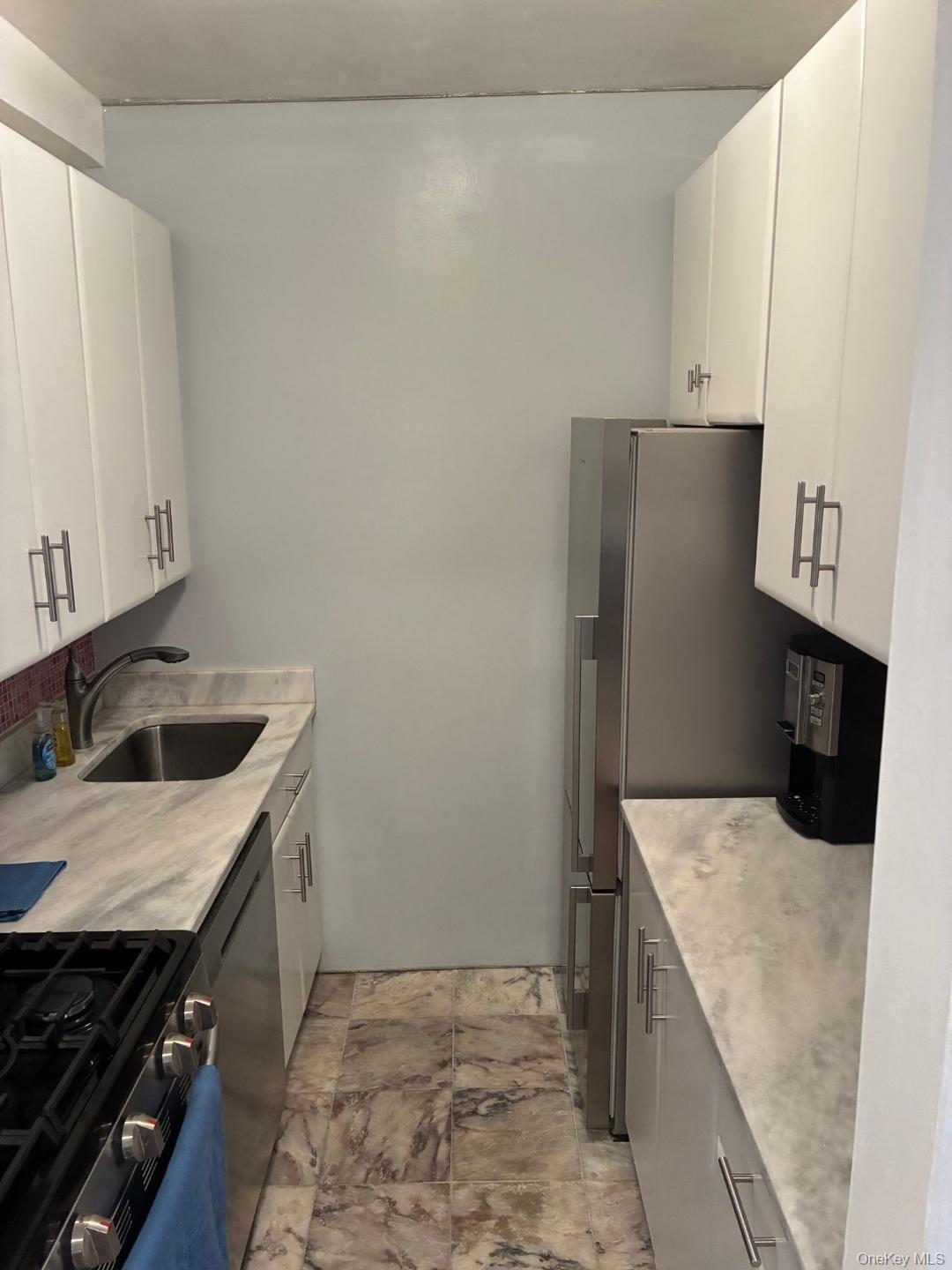 311 71st Street E, Unit 10A photo 8