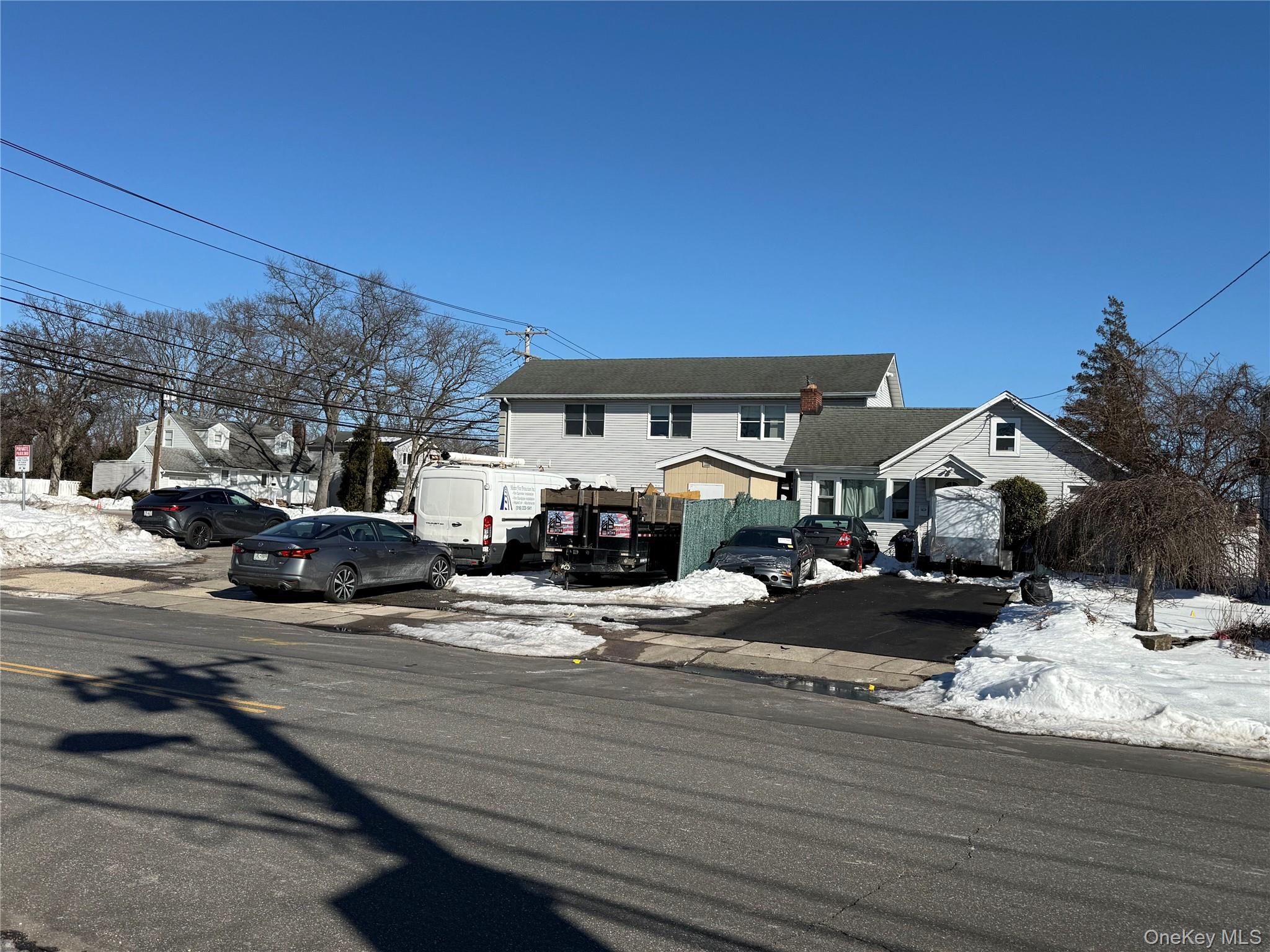 150 Jerusalem Avenue – For Sale photo 3