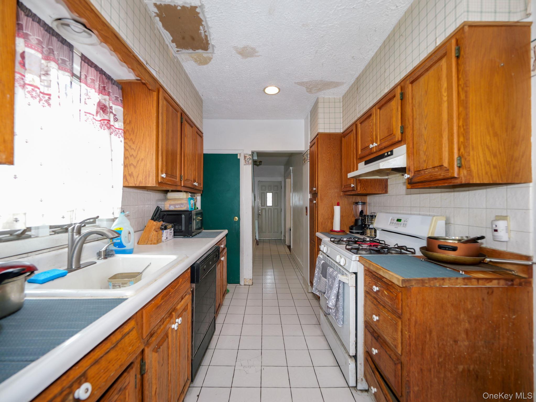 809 South Street – For Sale photo 26