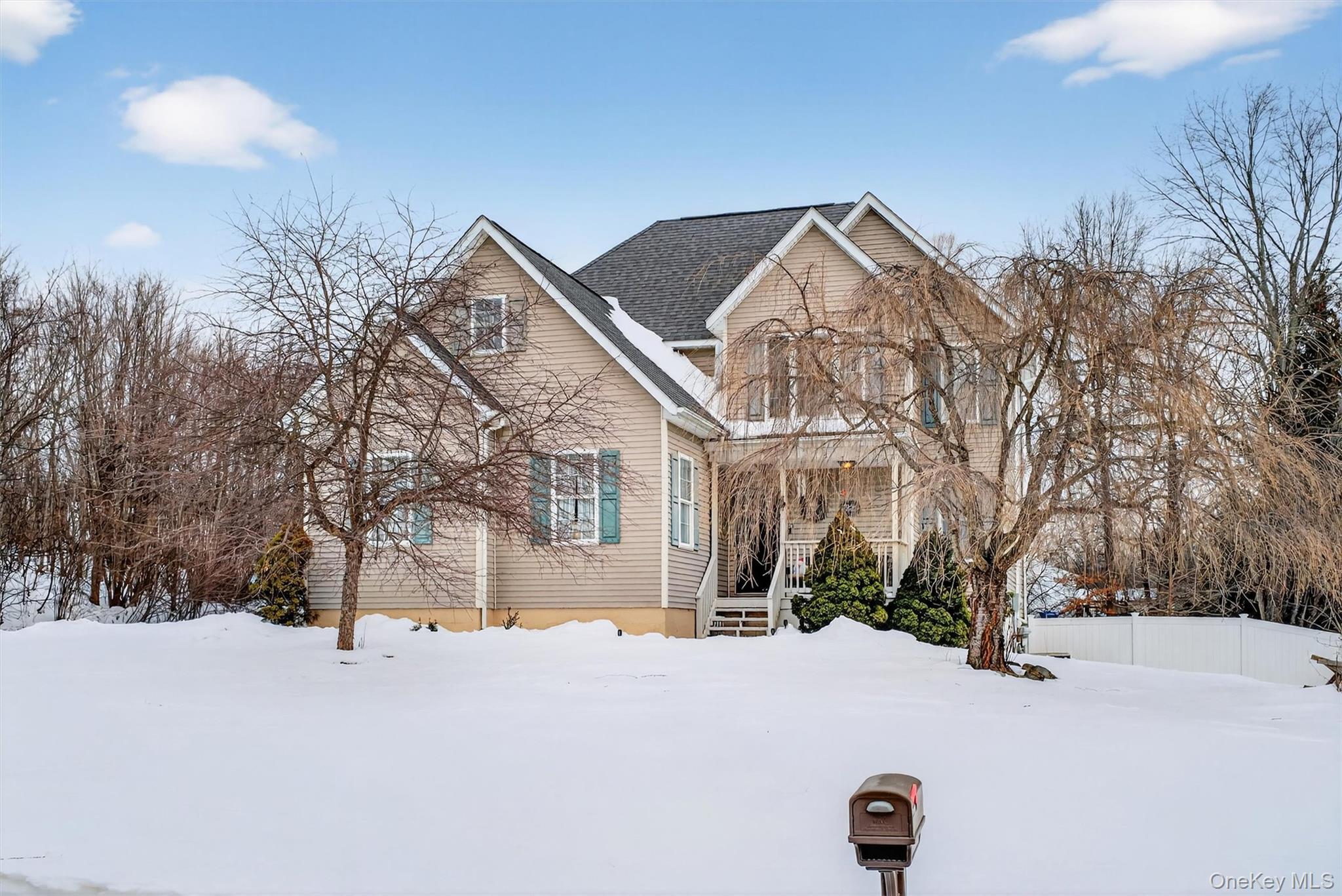 32 Woodstock Lane – For Sale photo 2