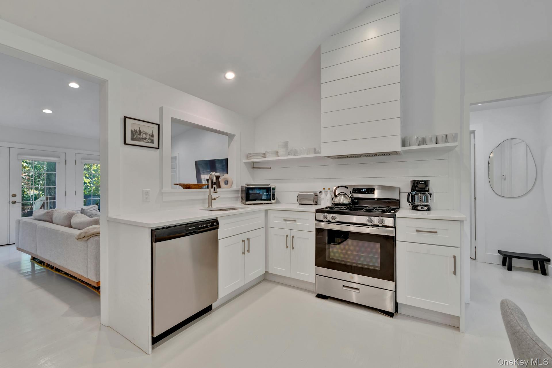 3670 Rocky Point Road – For Rent photo 7