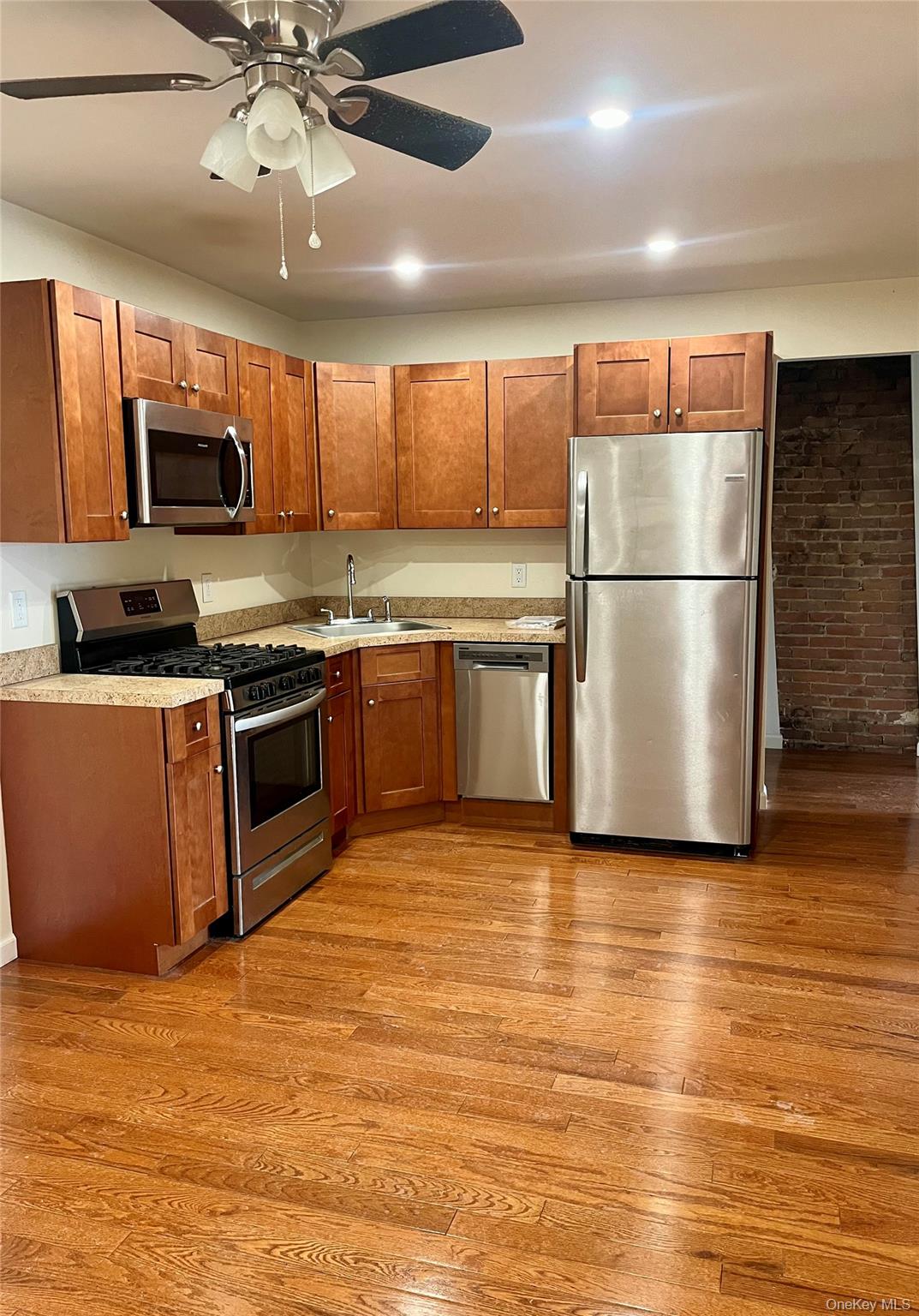 55 W Main Street, Unit #5 photo 2
