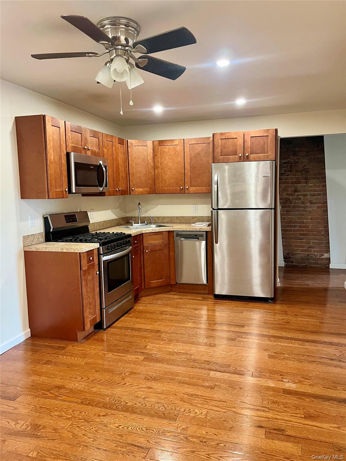 55 W Main Street, Unit #5 photo 4