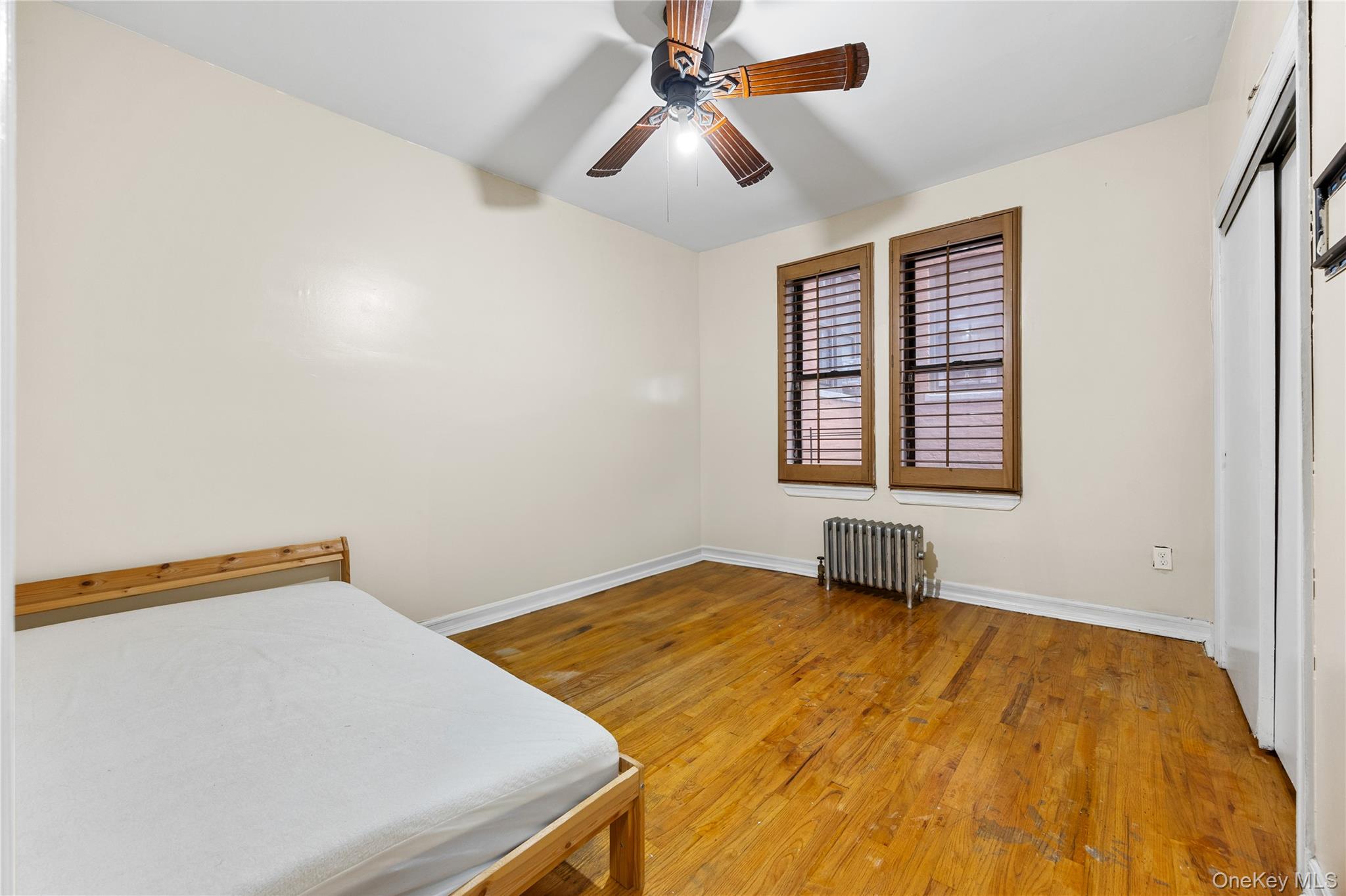 1670 Longfellow Avenue, Unit 3J photo 4
