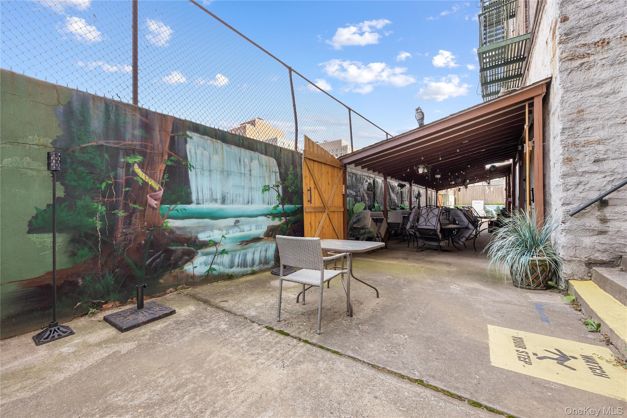 1670 Longfellow Avenue, Unit 3J photo 17