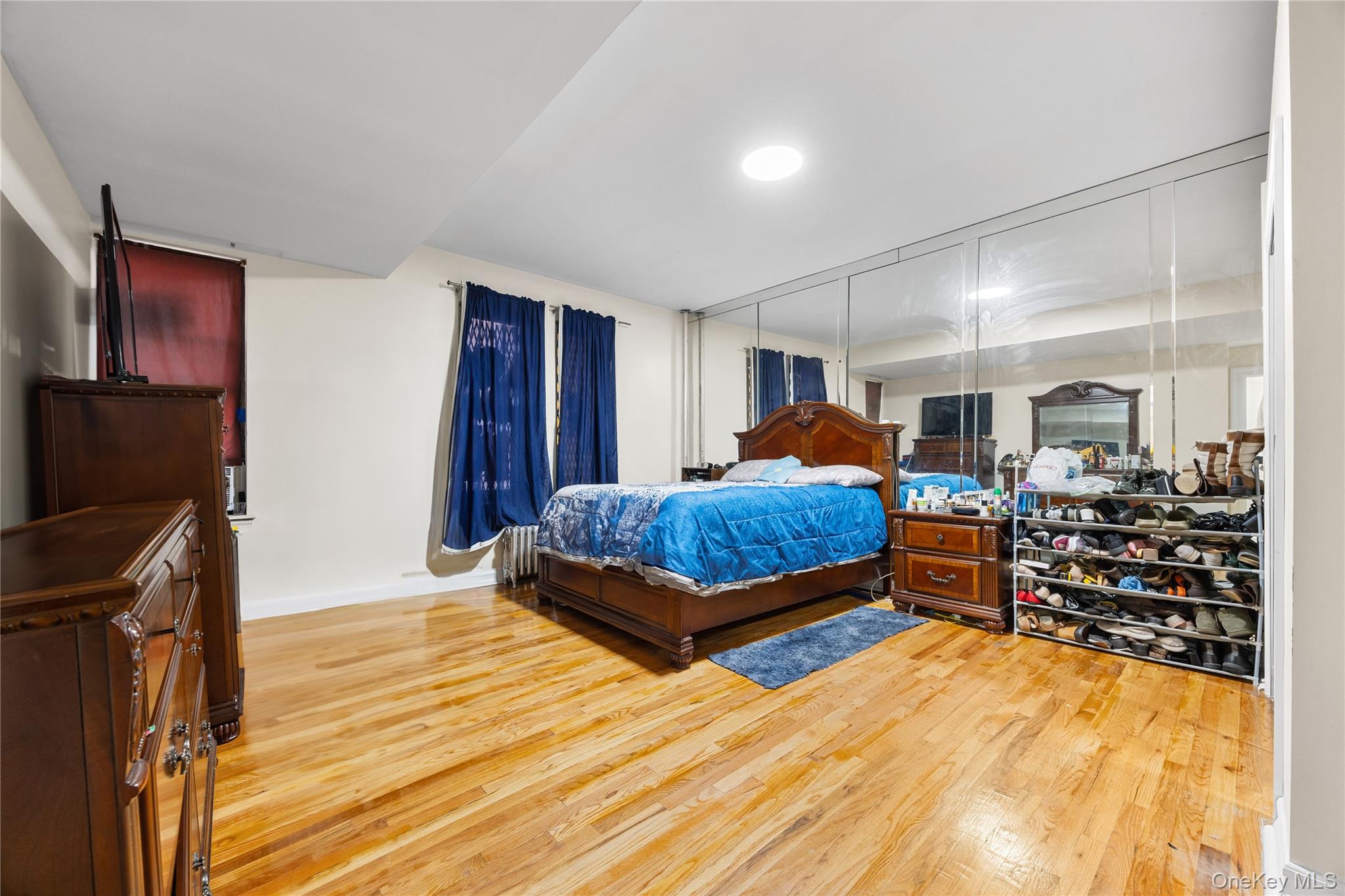 1670 Longfellow Avenue, Unit 3J photo 7