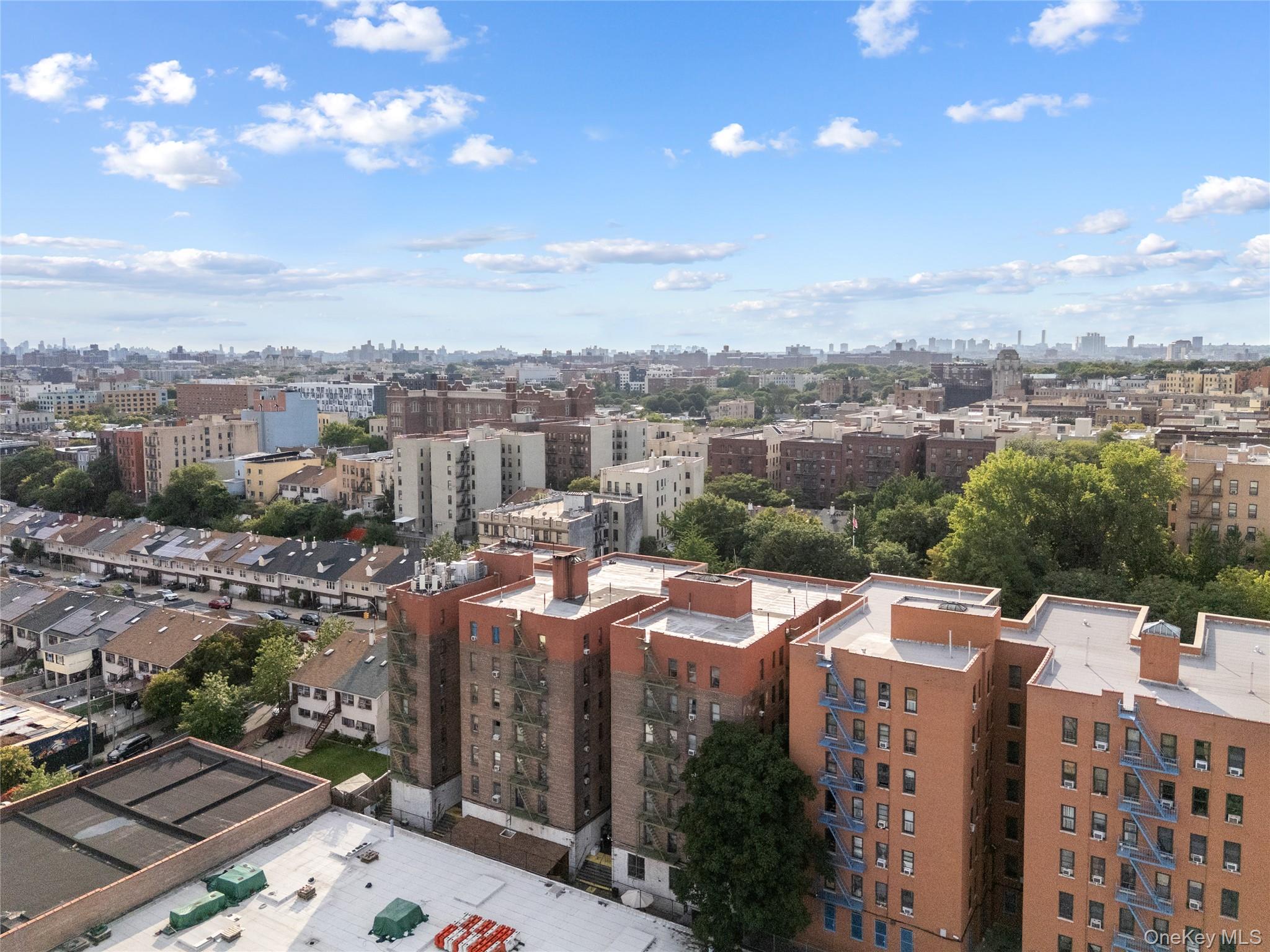 1670 Longfellow Avenue, Unit 3J photo 3