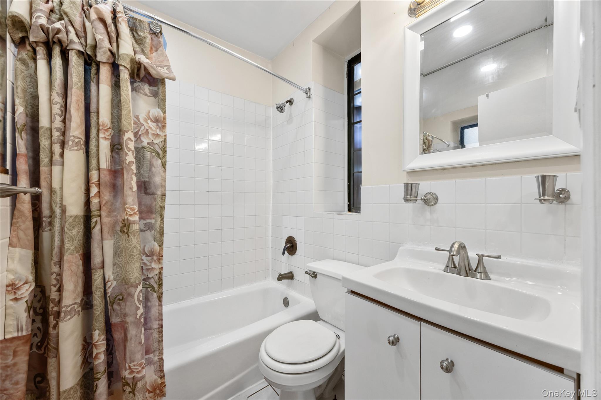 1670 Longfellow Avenue, Unit 3J photo 15