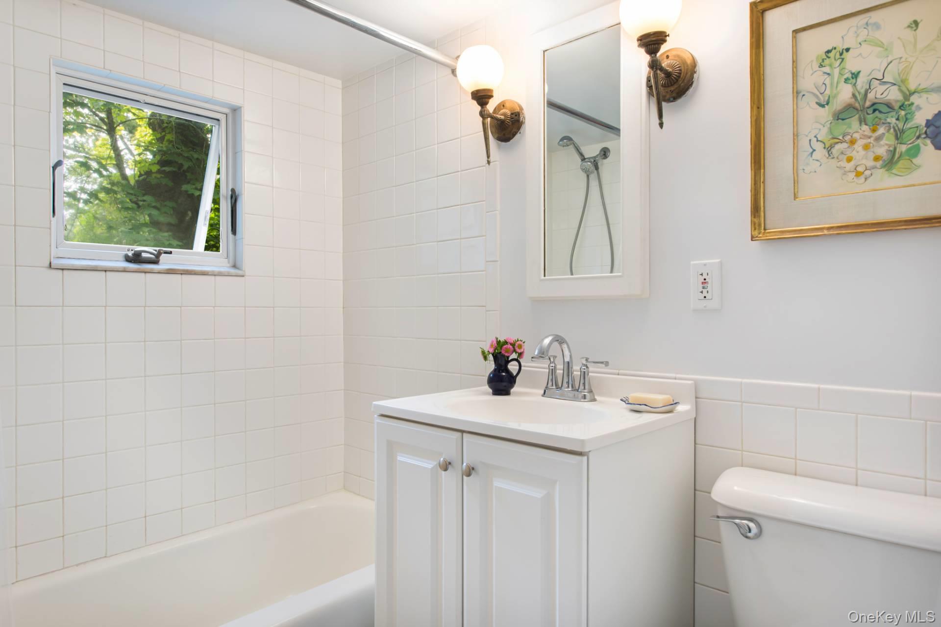 493 Abrahams Path – For Rent photo 9