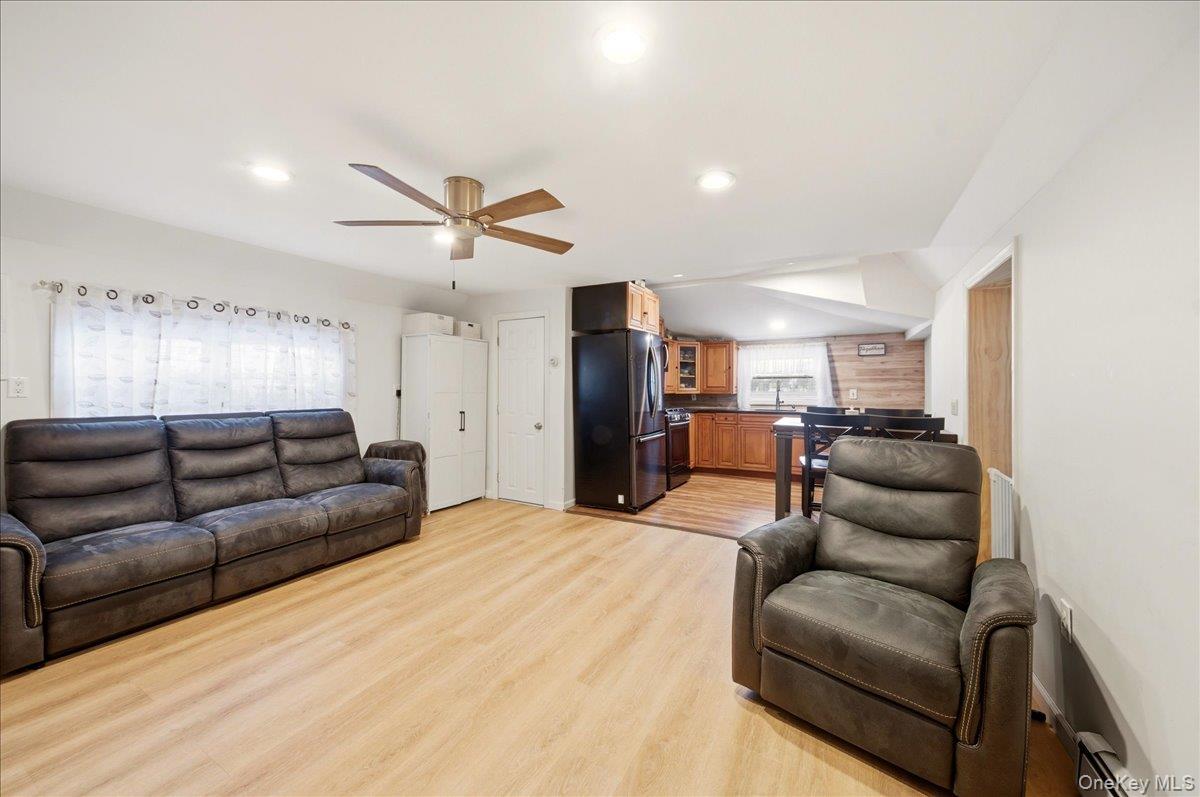 133B Edgewater Park, Unit 133B photo 7